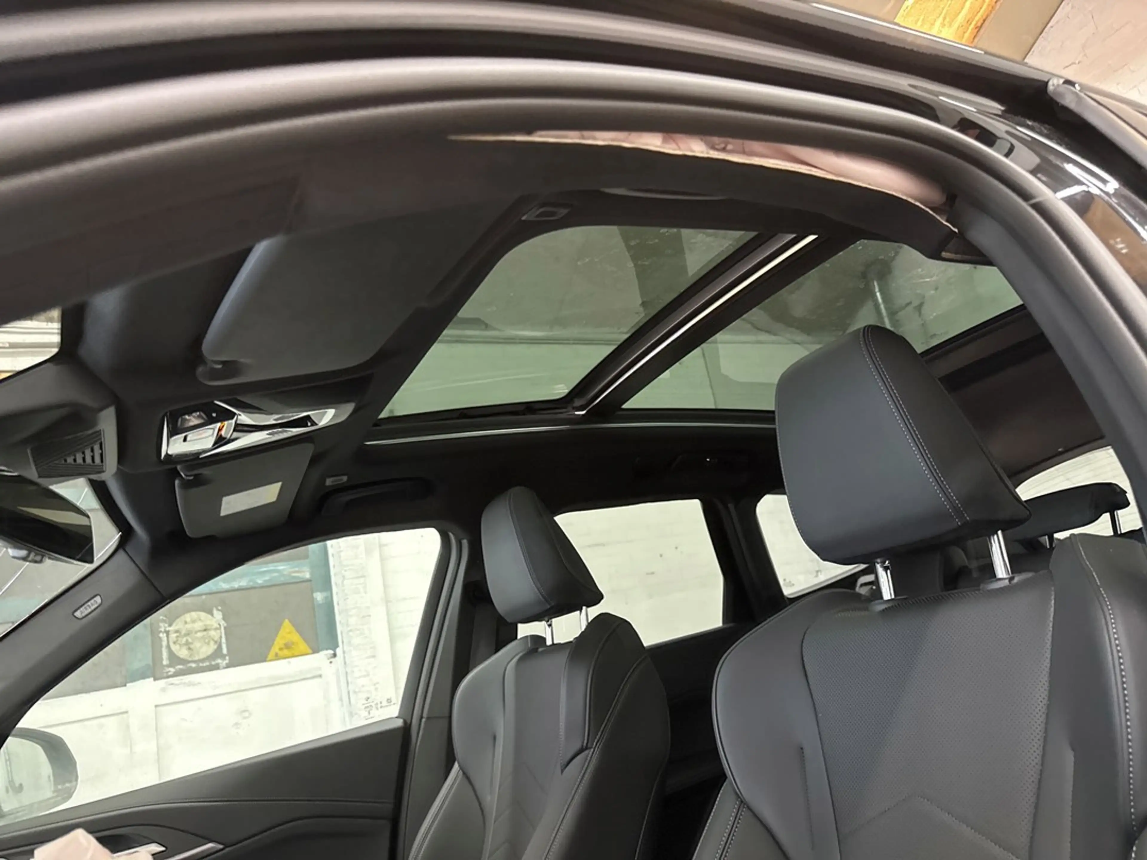 BMW X1 XDrive30e M pakket M Sport Pro Panoramadak|Navigat — photo 15