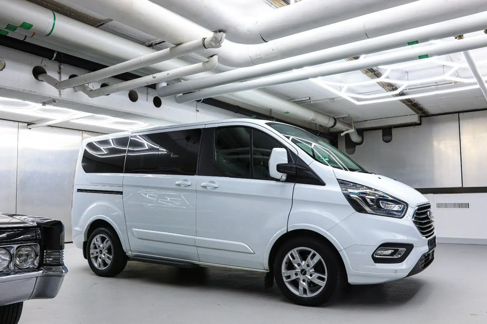 Ford Transit Tourneo Custom Titanium Voll Weiß - 2