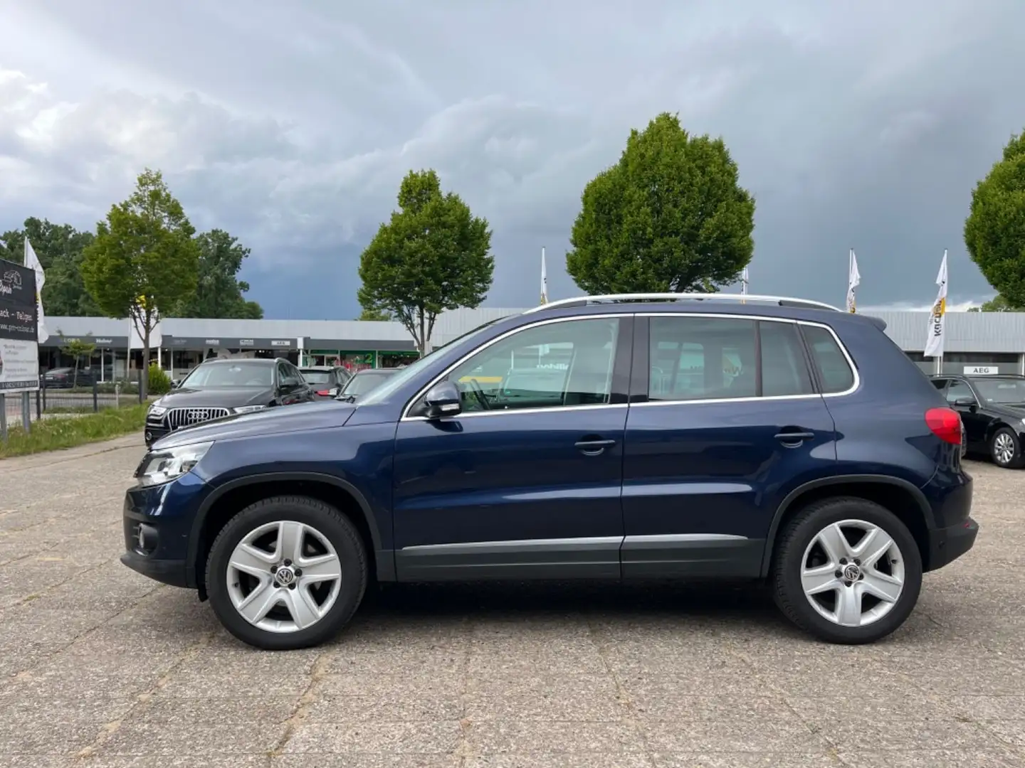 Volkswagen Tiguan 2.0 TDI Sport & Style,Scheckheft,Bi-Xenon Blu/Azzurro - 2