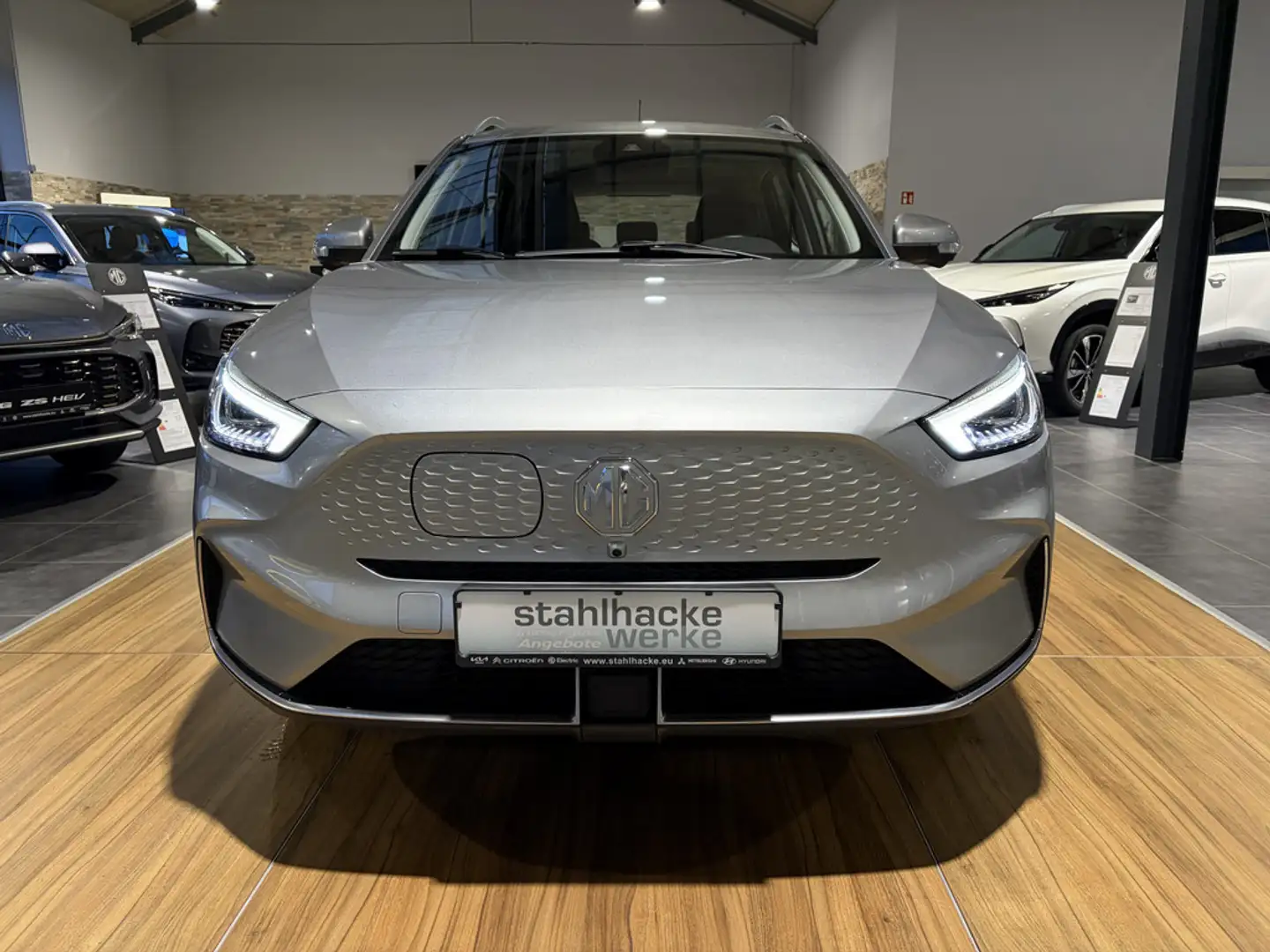 MG ZS EV Comfort Argent - 2