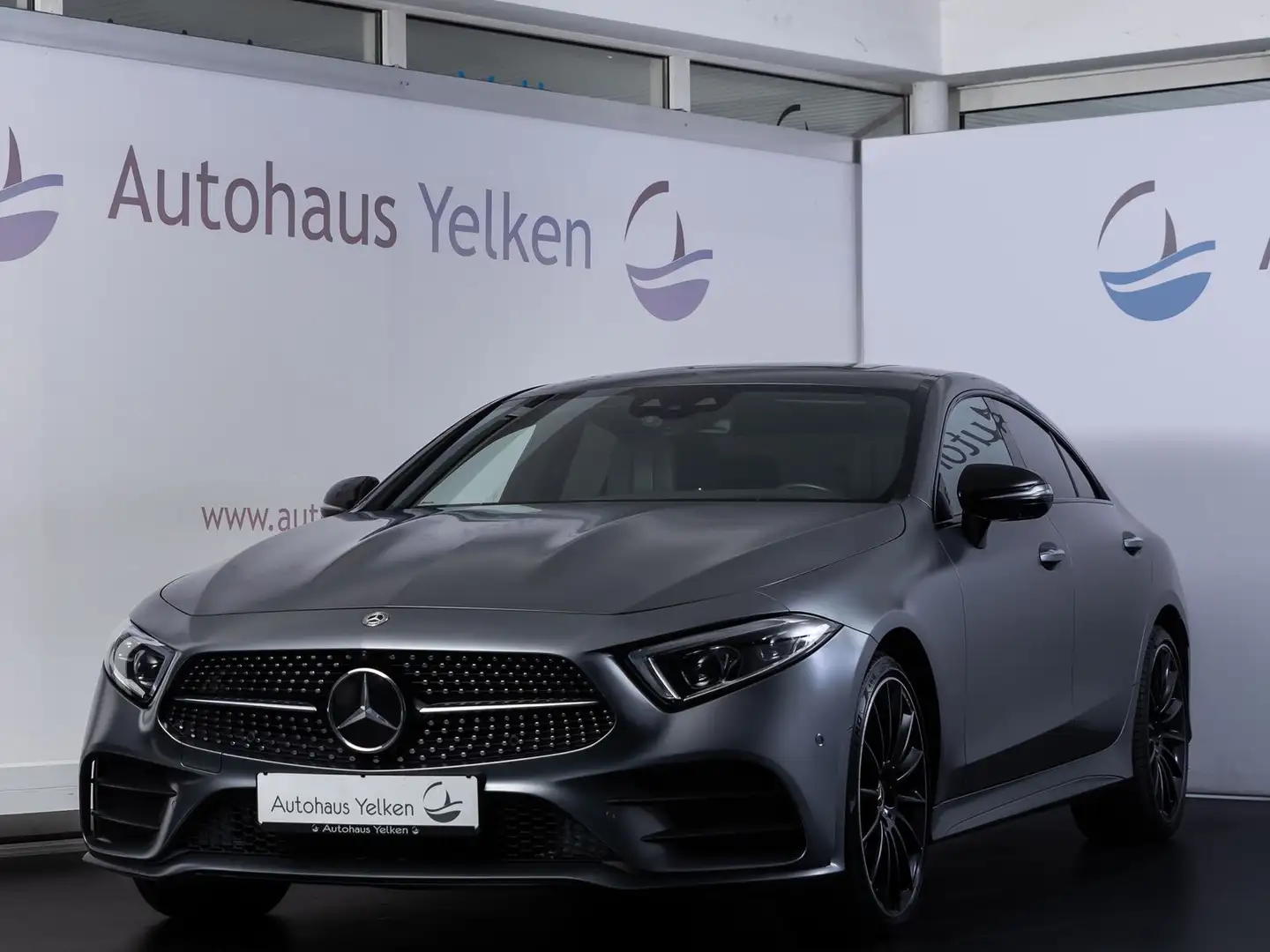 Mercedes-Benz CLS 400 d AMG *MBEAM*BURM*DISTR*LUFT*HUD*AHK*360° Gris - 1