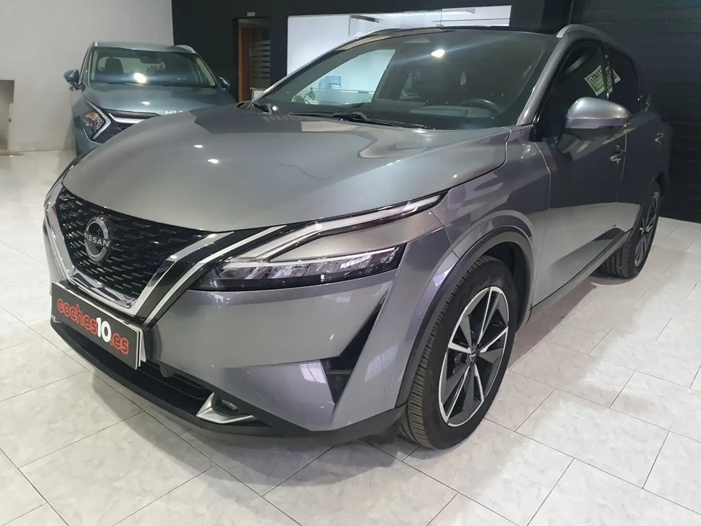 Nissan Qashqai 1.3 DIG-T mHEV 12V Tekna 4x2 103kW Gris - 2