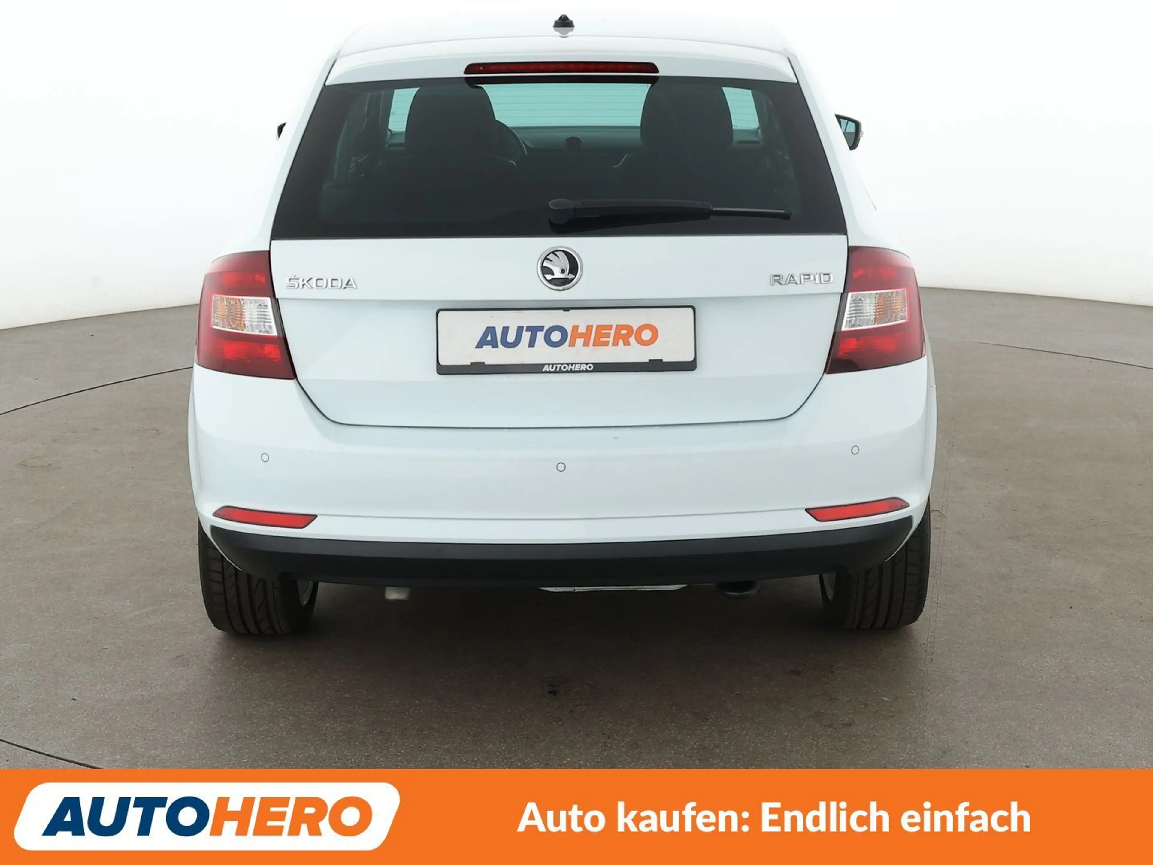 Skoda Rapid/Spaceback 1.0 TSI Clever *TEMPO*PDC*SHZ* — photo 5