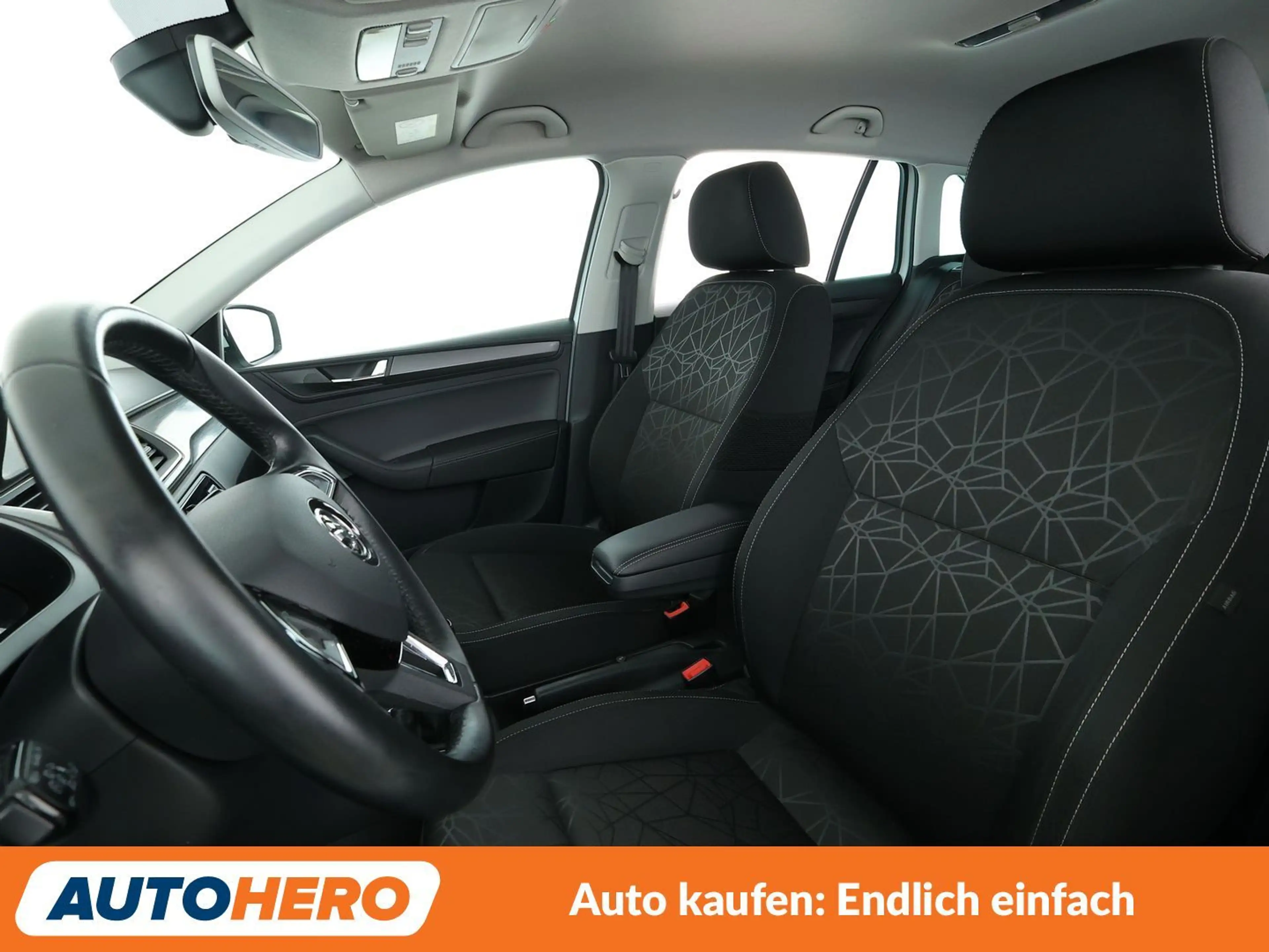 Skoda Rapid/Spaceback 1.0 TSI Clever *TEMPO*PDC*SHZ* — photo 10