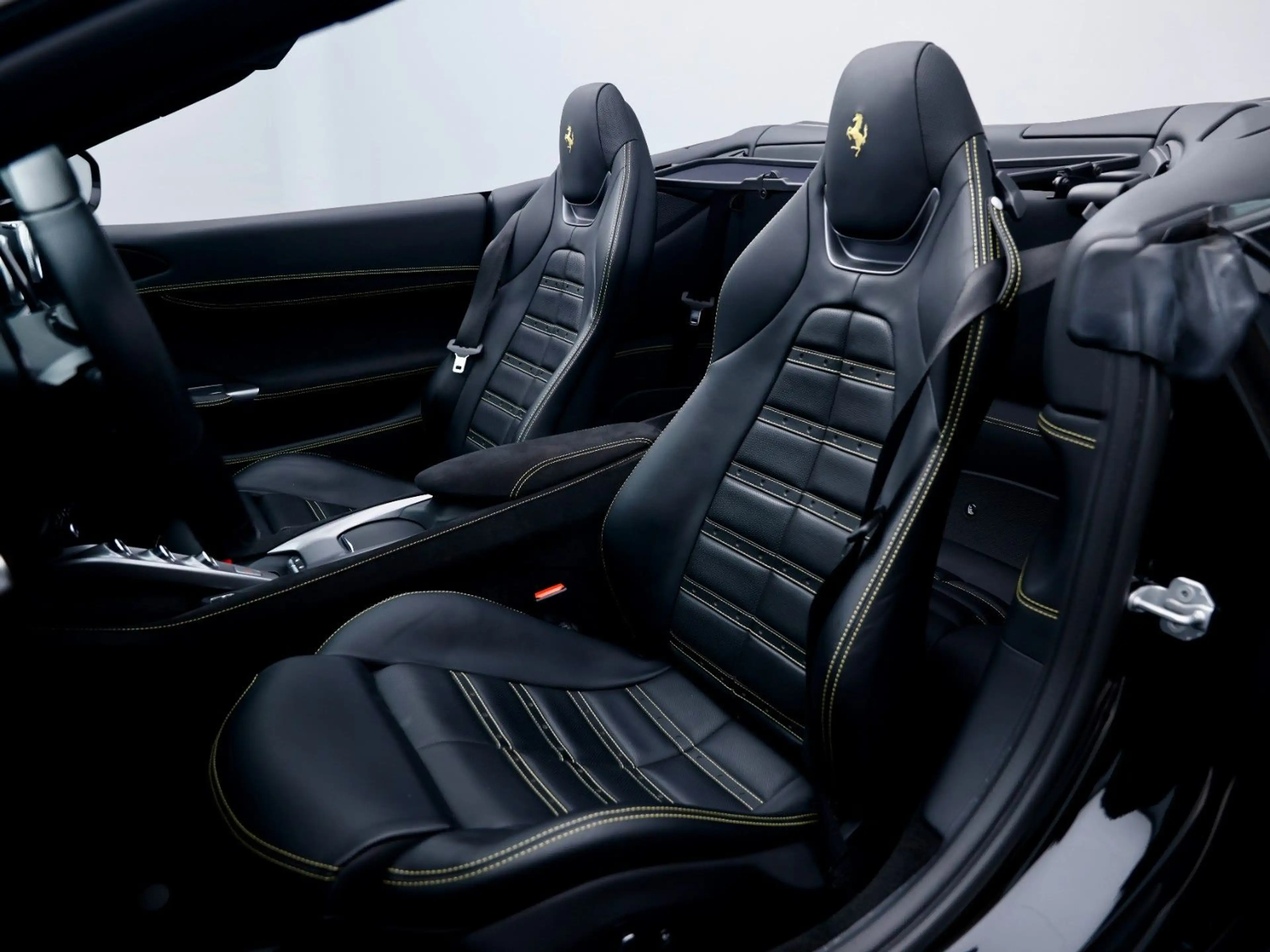 Ferrari Portofino ***Ferrari Fankfurt*** — photo 11