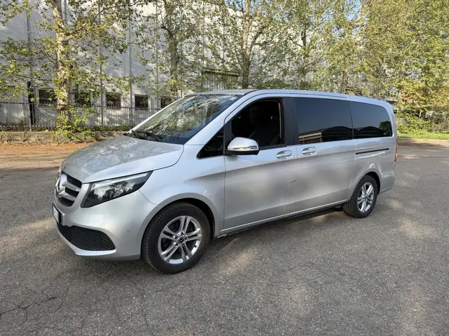 Mercedes-Benz V 220 LONG - KM CERTIFICATI - 8 POSTI