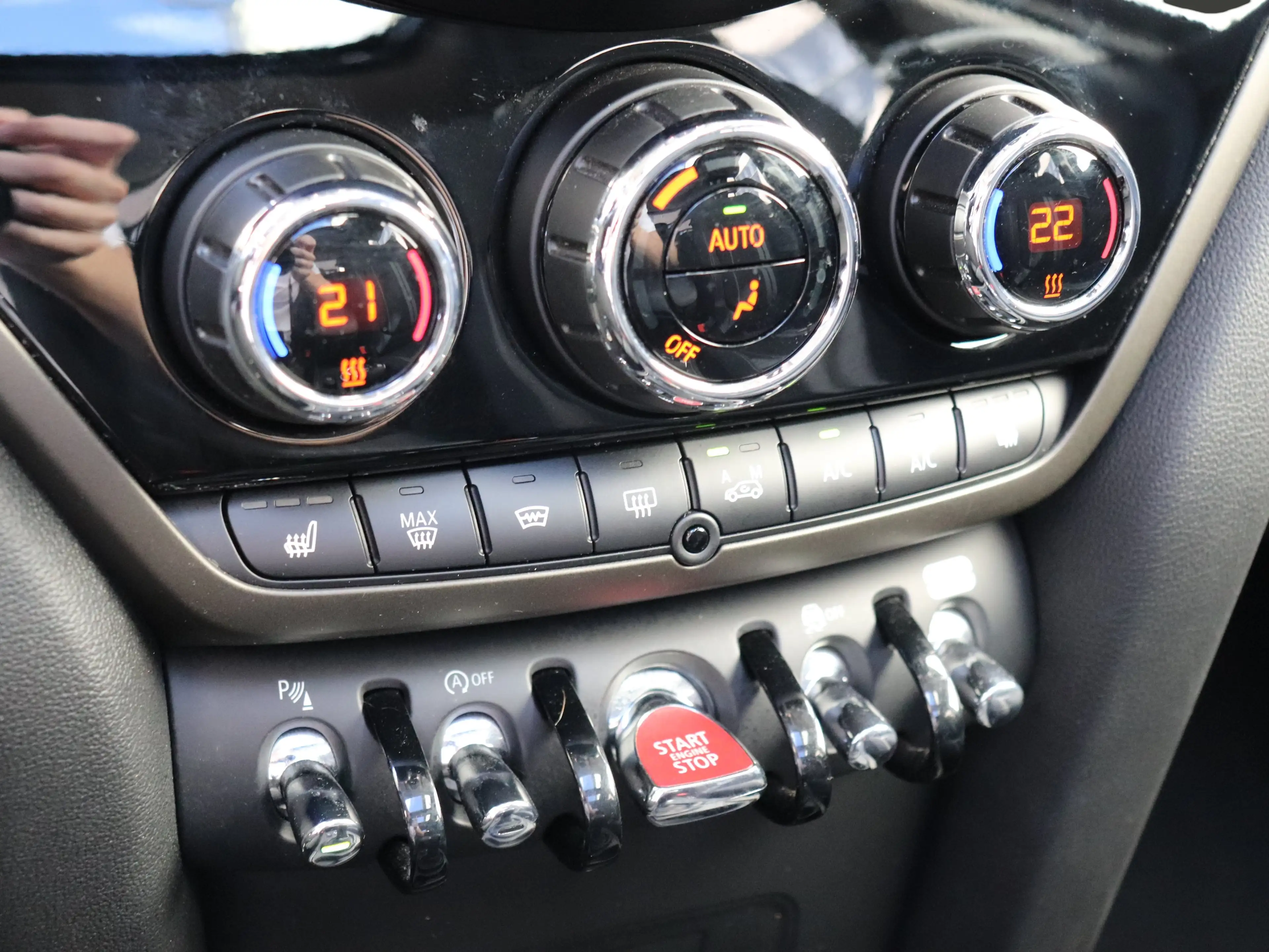 MINI Cooper S Countryman Cooper S ALL4 Black Pepper Head-Up LED RFK — photo 14