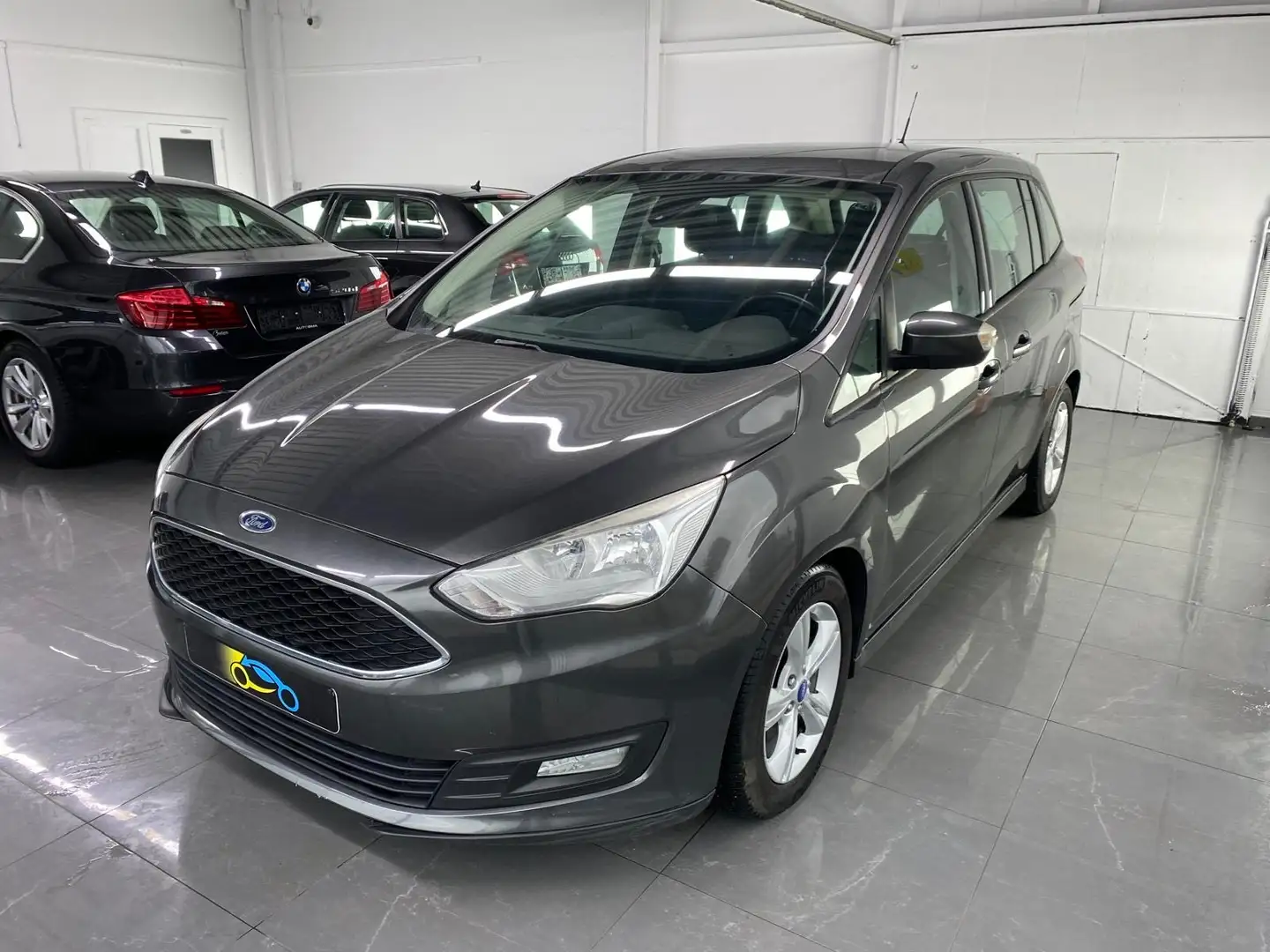 Ford Grand C-Max Grand C-Max 1.5 TDCi Business Edition Start-Stop Gris - 1