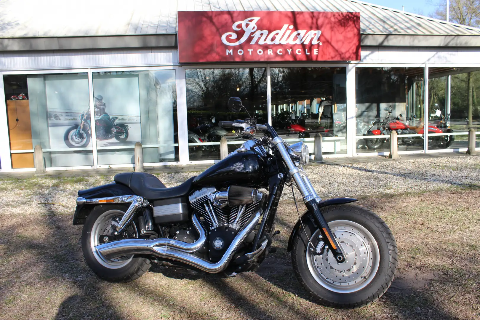 Harley-Davidson Dyna Fat Bob FXDF Negru - 1