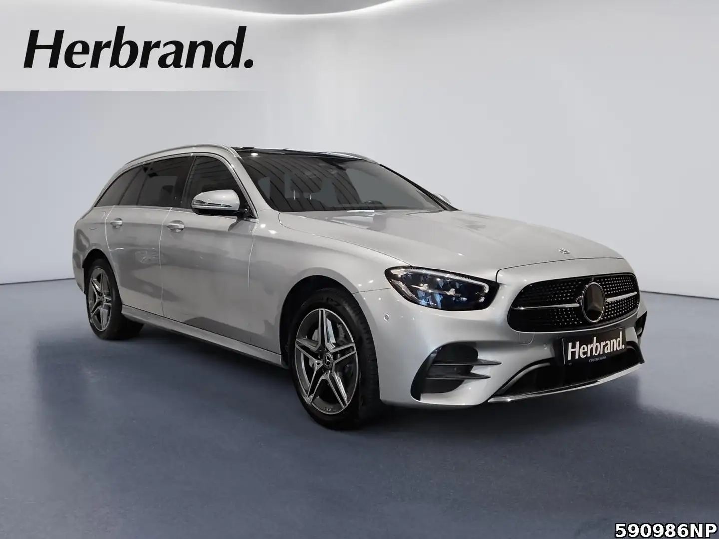Mercedes-Benz E 300 T 4M AMG Ambiente Burmester Pano LED Silber - 2