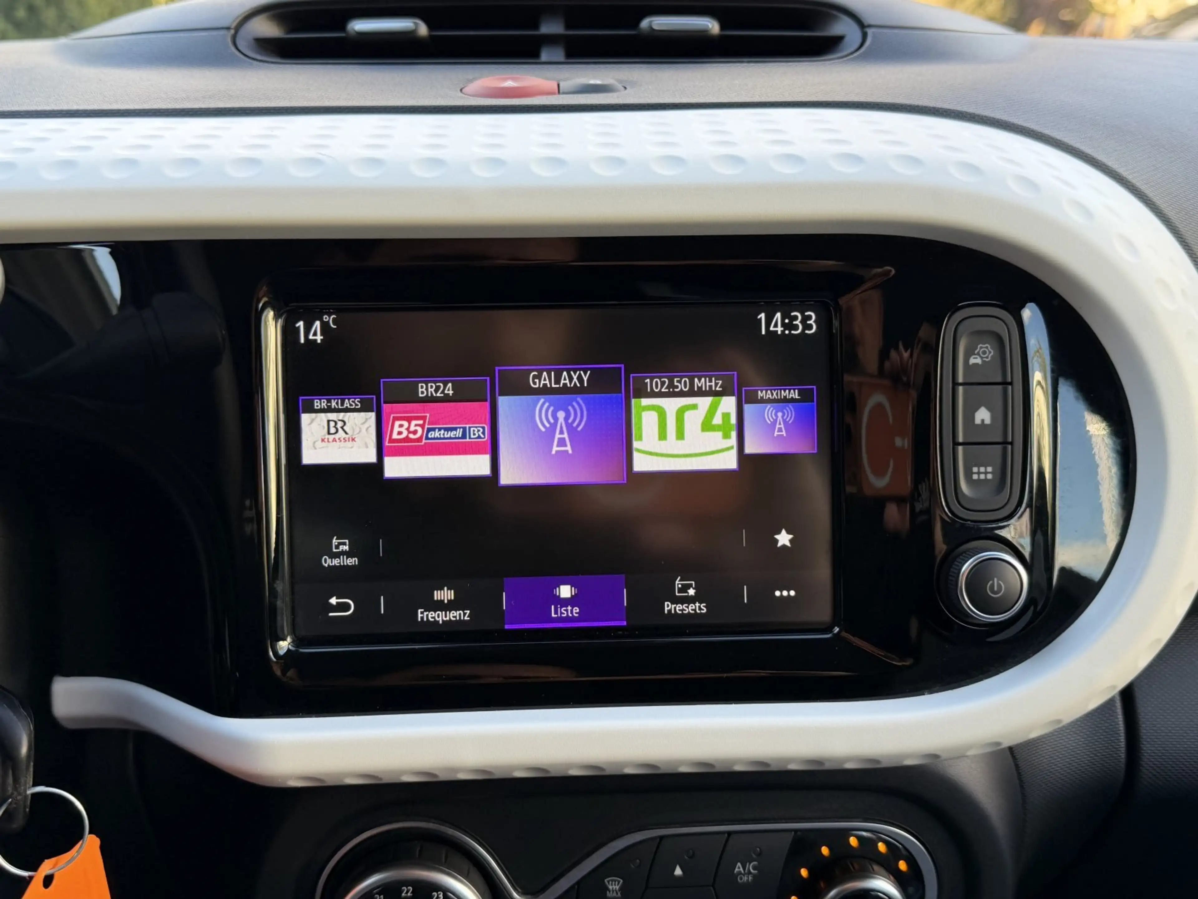 Renault Twingo Electric Zen 22 Klimaaut. Electric Electric Zen El — photo 28