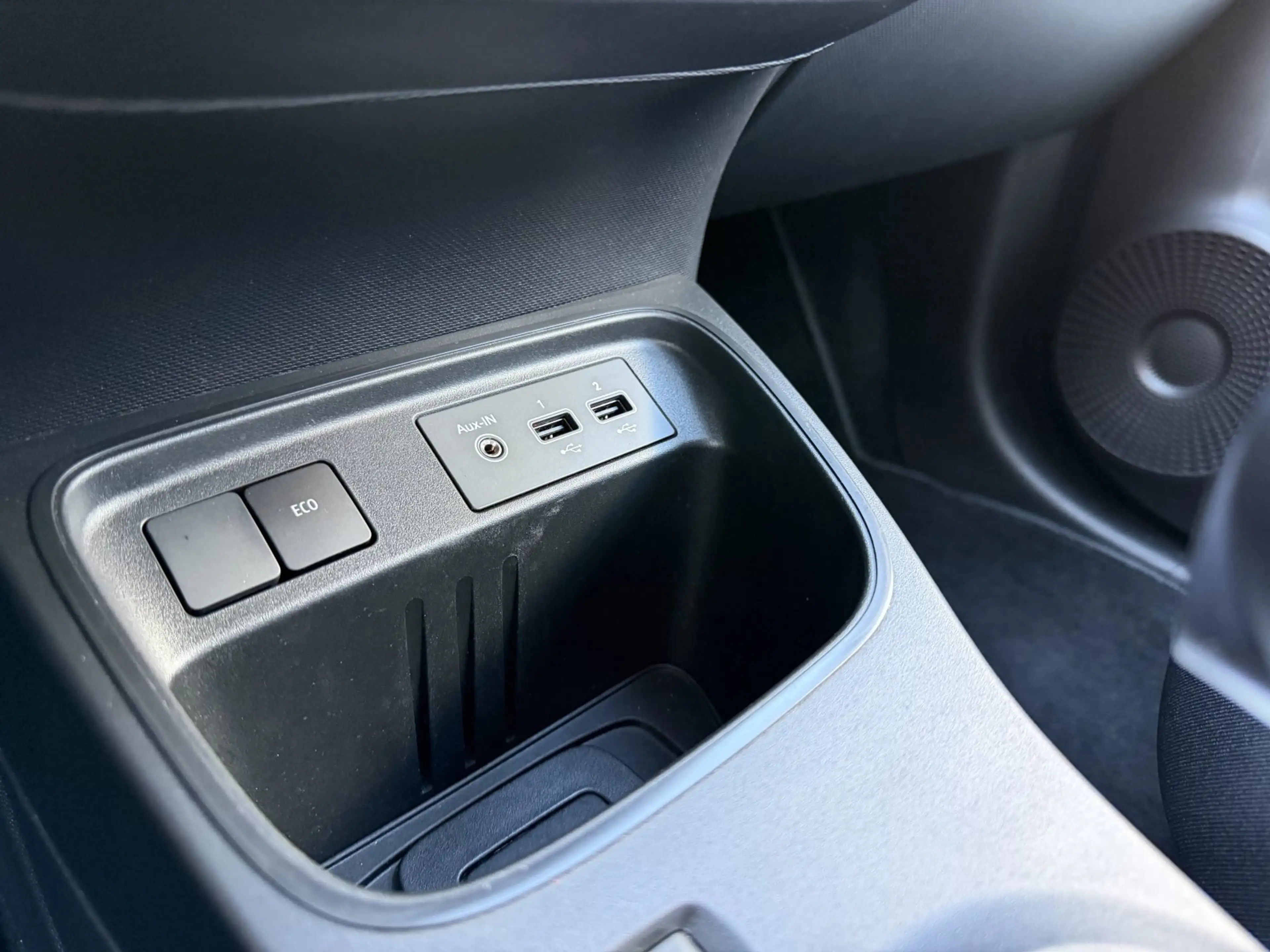 Renault Twingo Electric Zen 22 Klimaaut. Electric Electric Zen El — photo 17