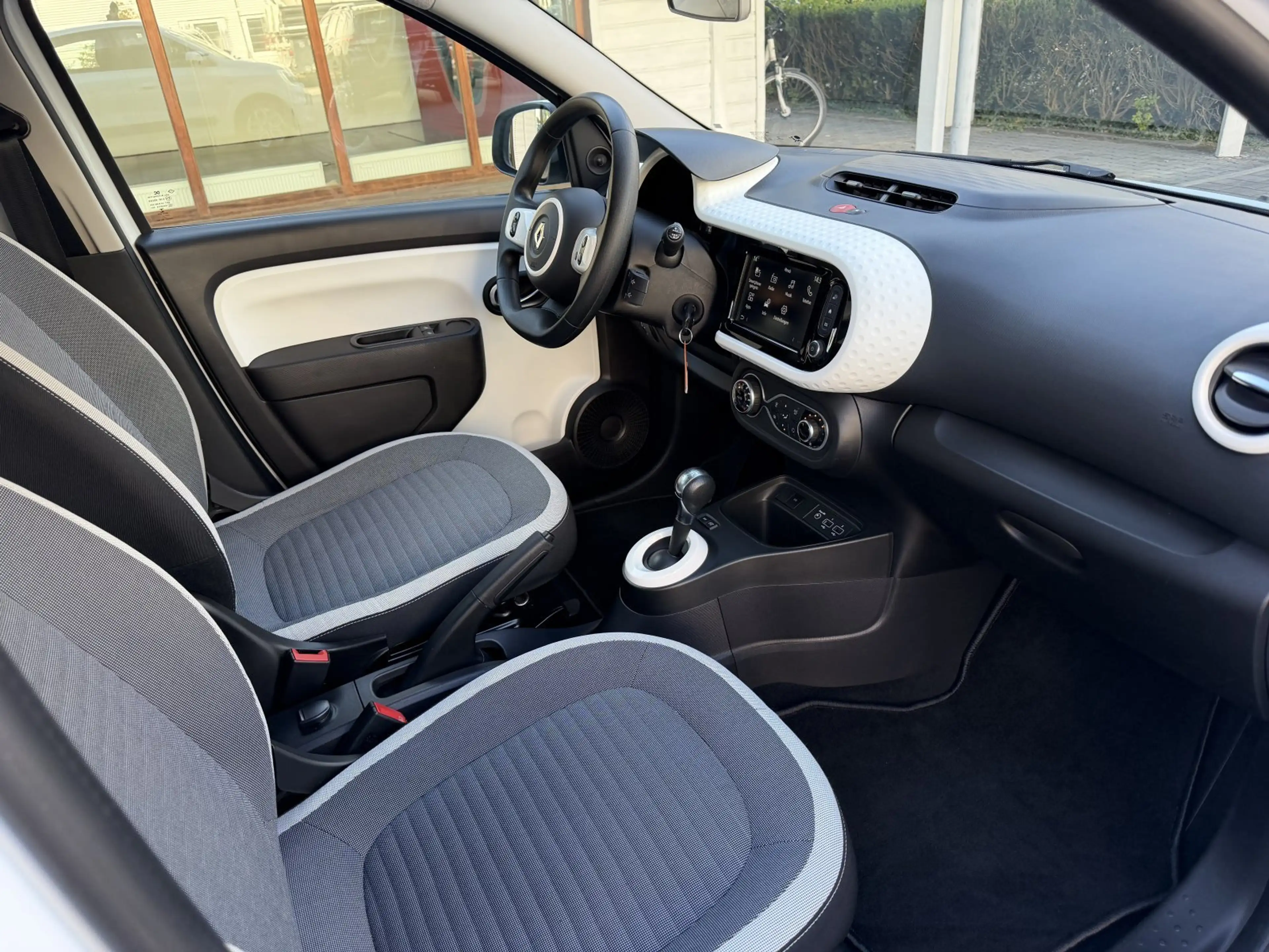Renault Twingo Electric Zen 22 Klimaaut. Electric Electric Zen El — photo 11