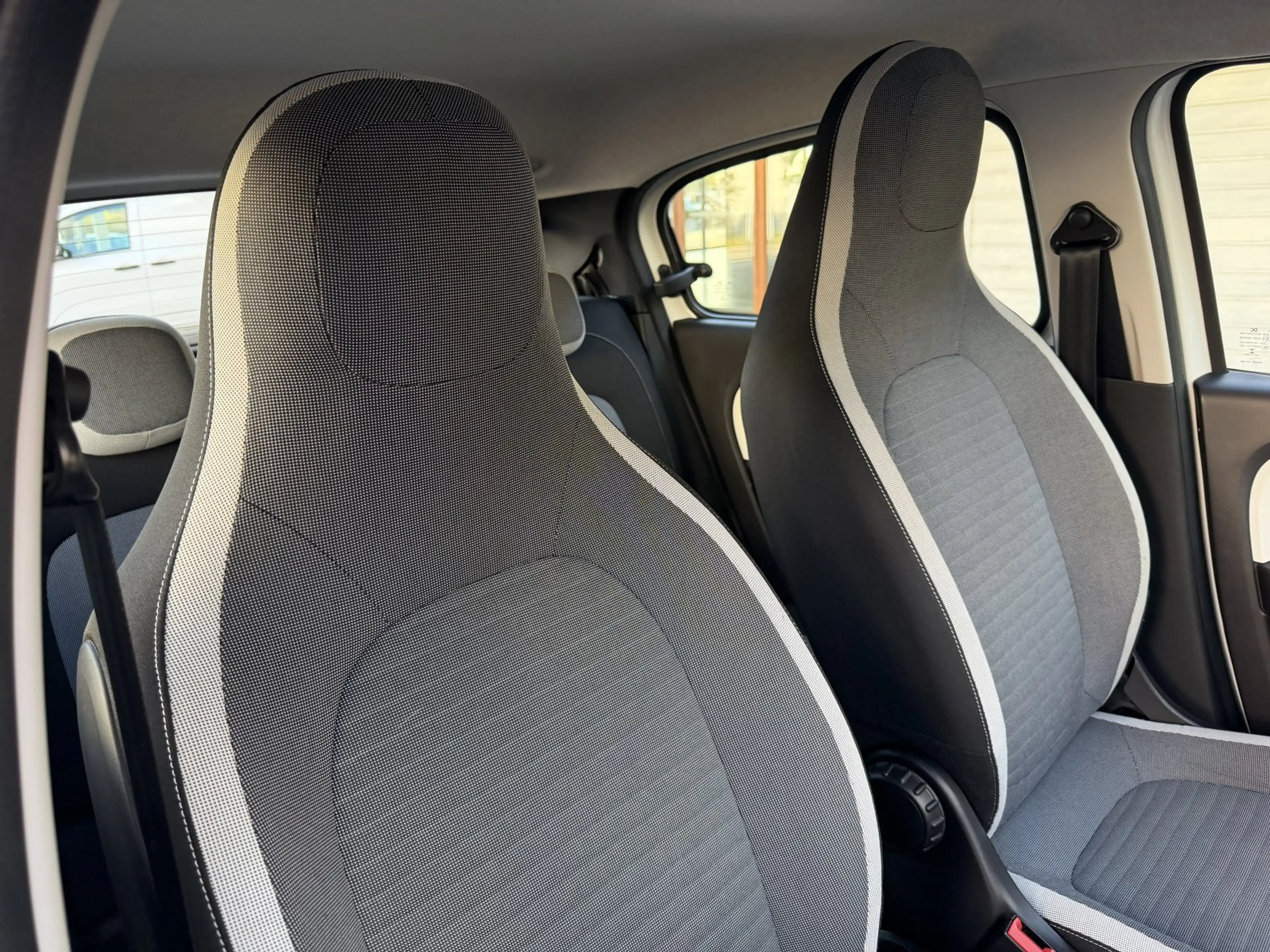 Renault Twingo Electric Zen 22 Klimaaut. Electric Electric Zen El — photo 22