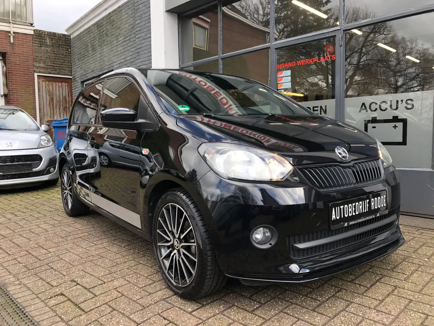 Skoda Citigo 1.0 Monte Carlo zeer mooie auto ""ZONDAG 5 MEI GEO Zwart - 2