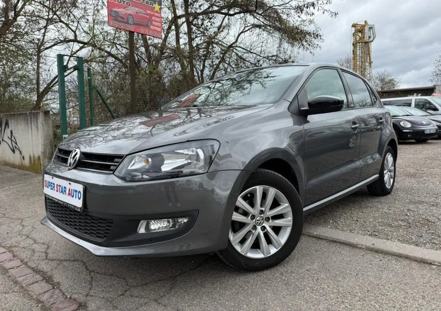 Volkswagen Polo V 1.2l TSI 105CV STYLE DSG7 5P 1ERE MAIN Grau - 2