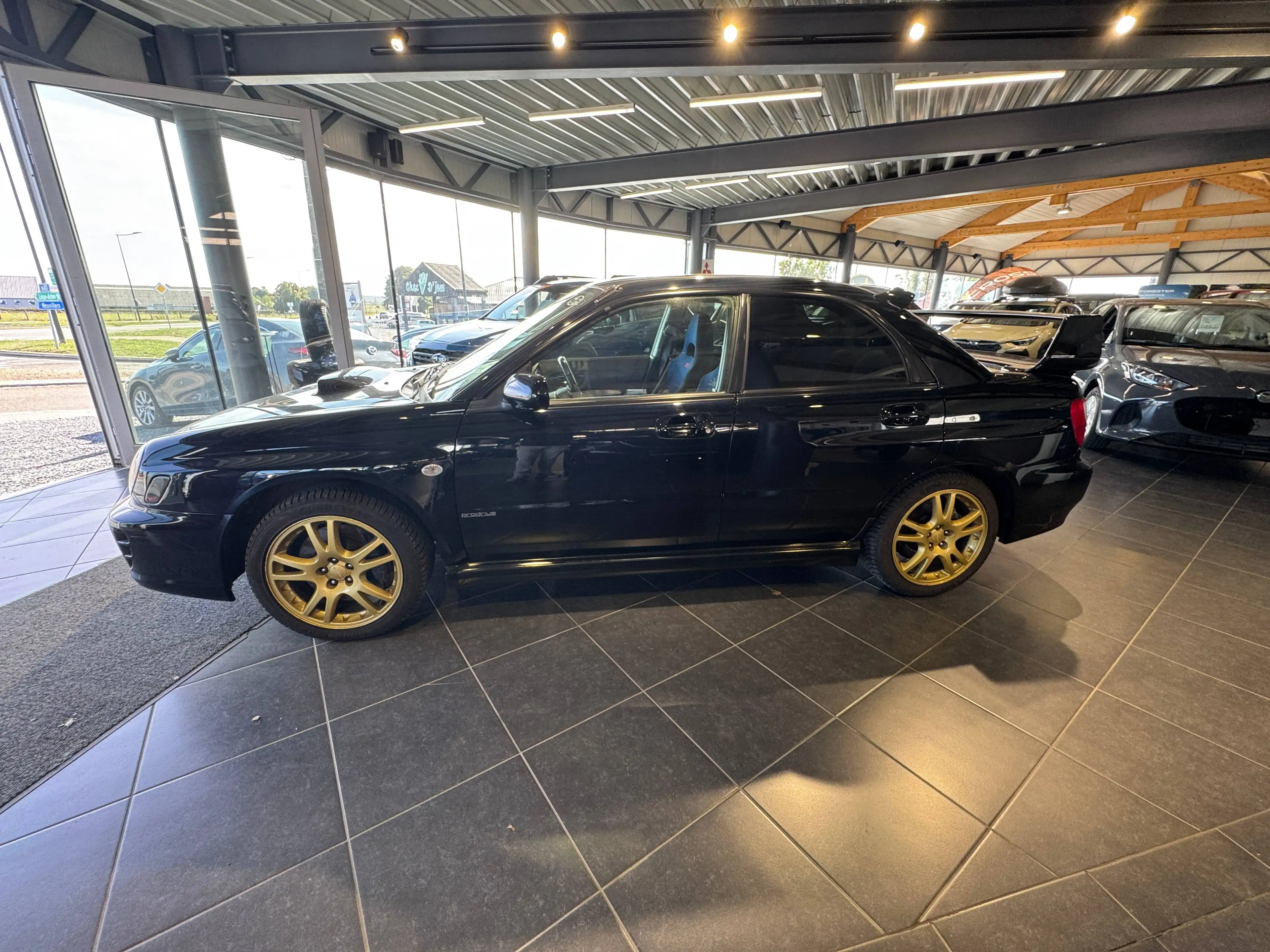 Subaru Impreza 2.0 Turbo 16v ABS AWD — photo 4