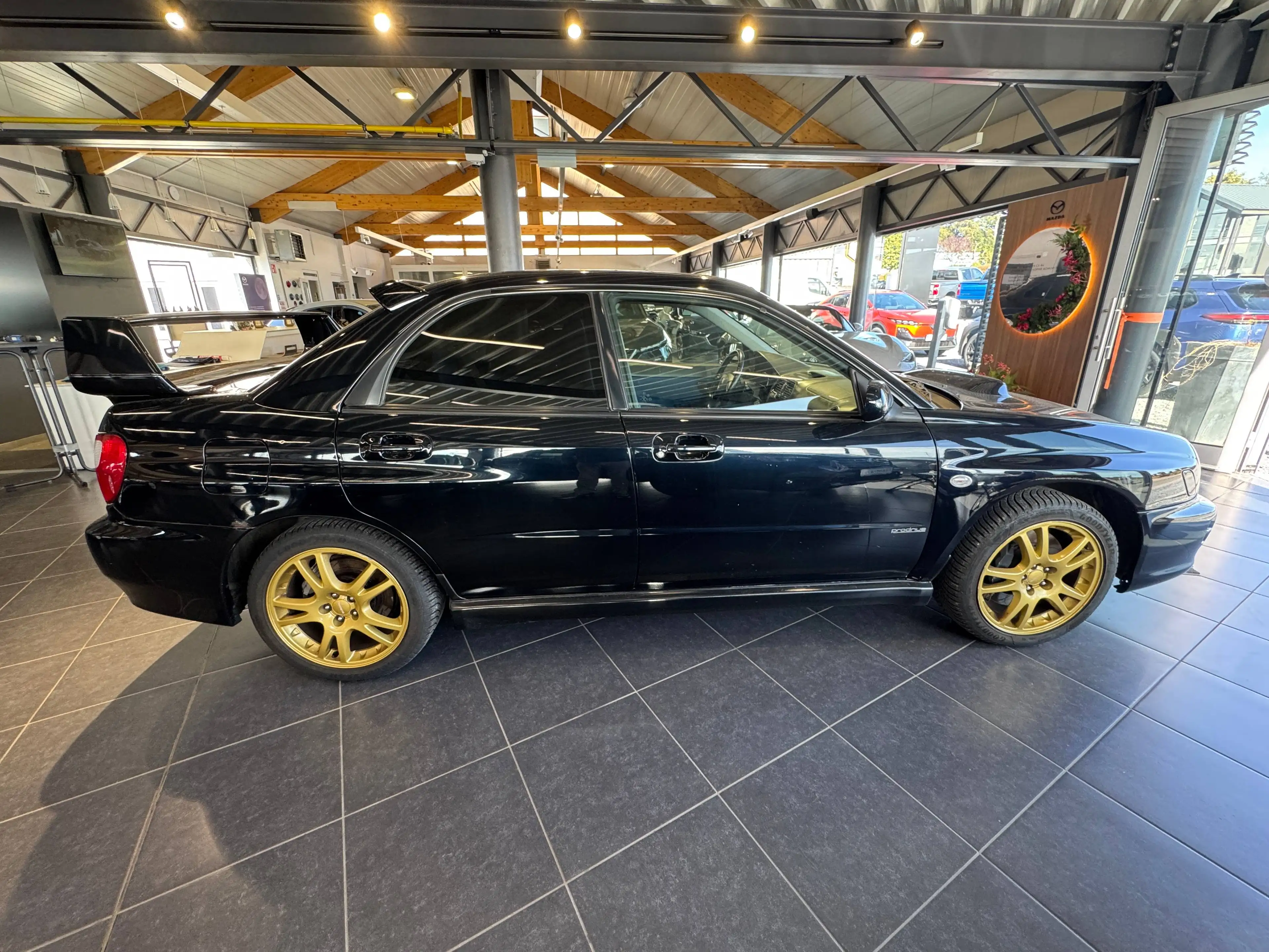 Subaru Impreza 2.0 Turbo 16v ABS AWD — photo 8