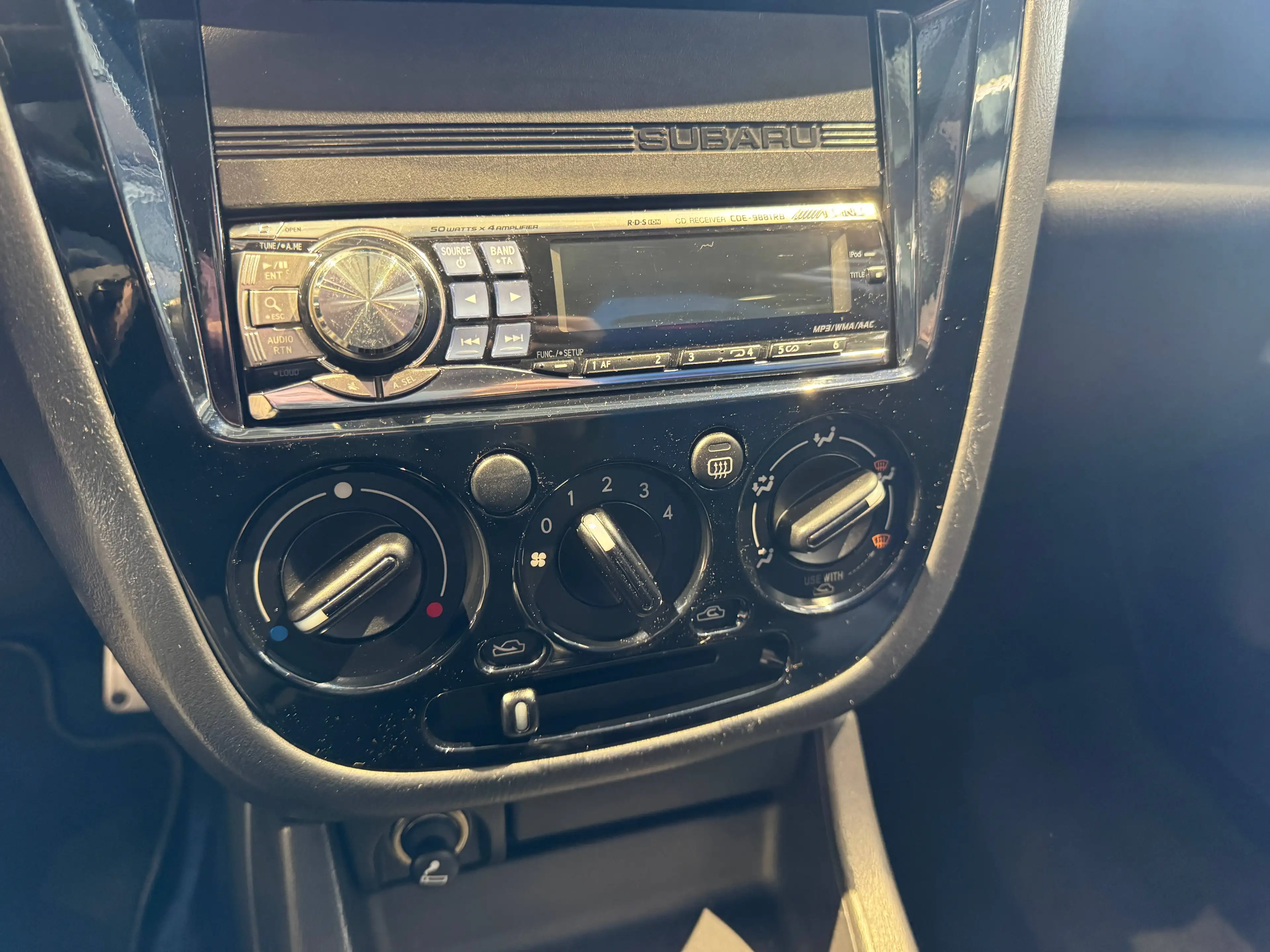 Subaru Impreza 2.0 Turbo 16v ABS AWD — photo 14