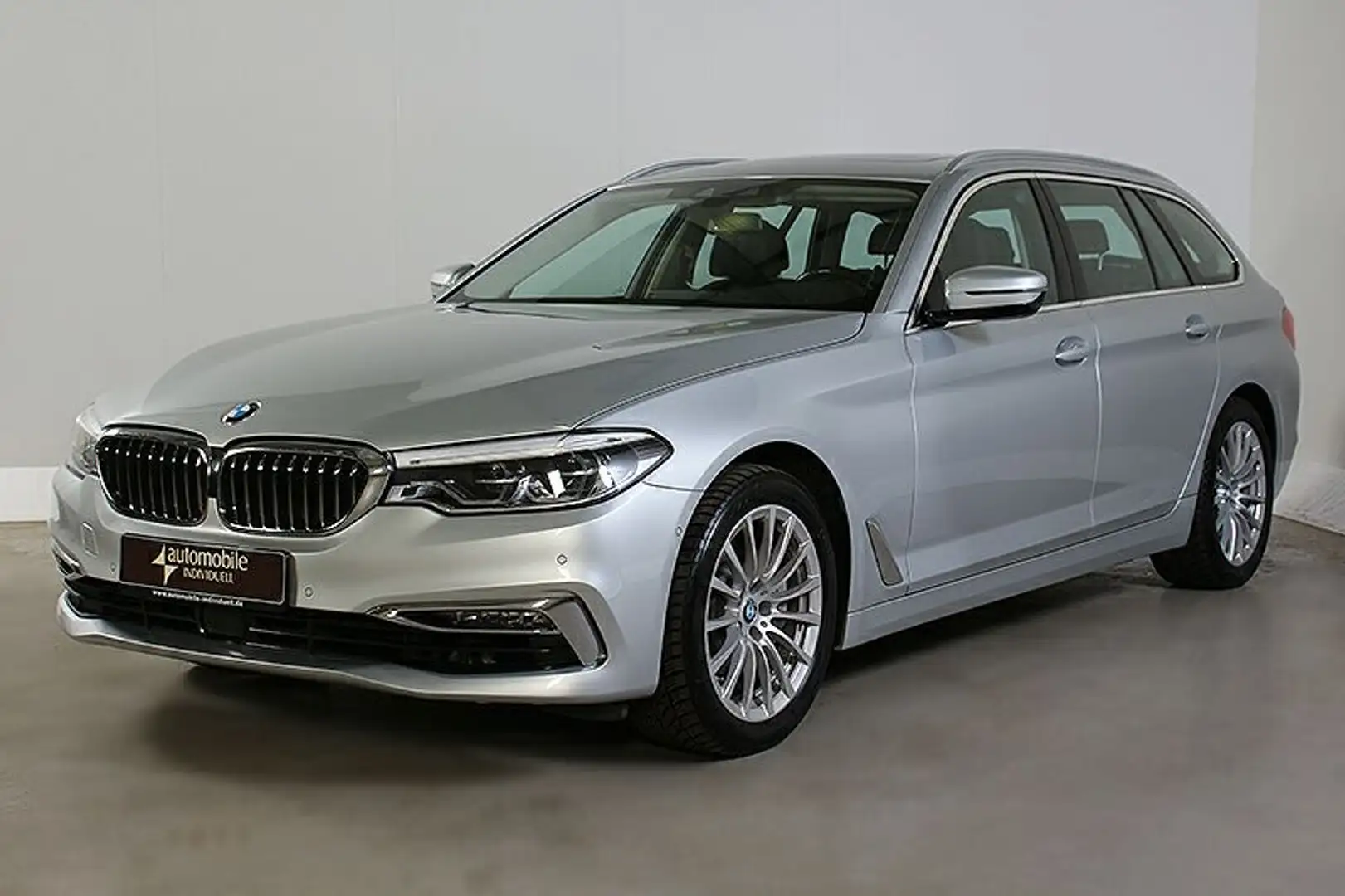 BMW 530 i xDr AT Luxury Line LED ACC HuD DAB Standhei Argent - 2