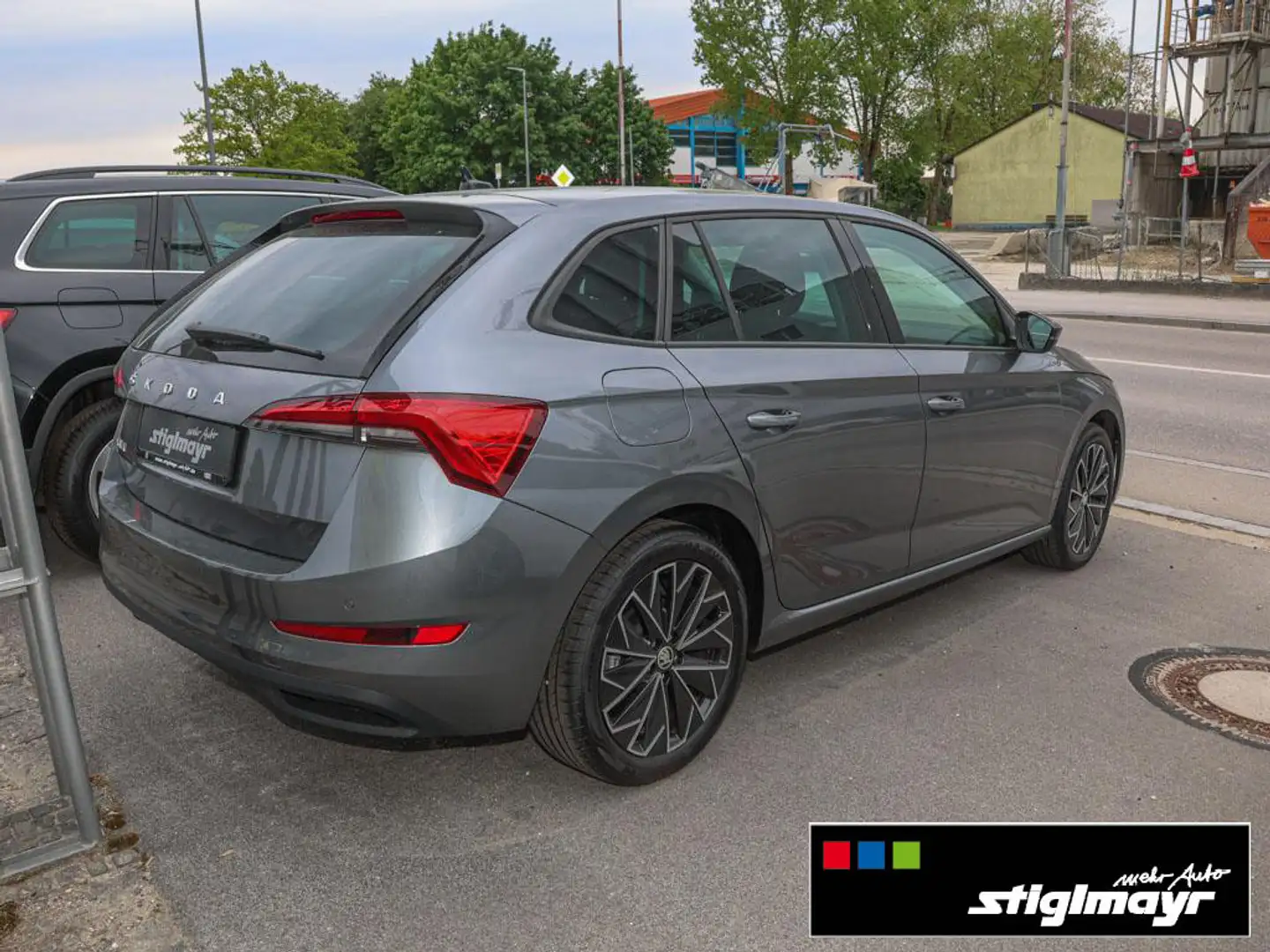 Skoda Scala Style 1.5 TSI DSG ACC+LED+NAVI+VC Gris - 2