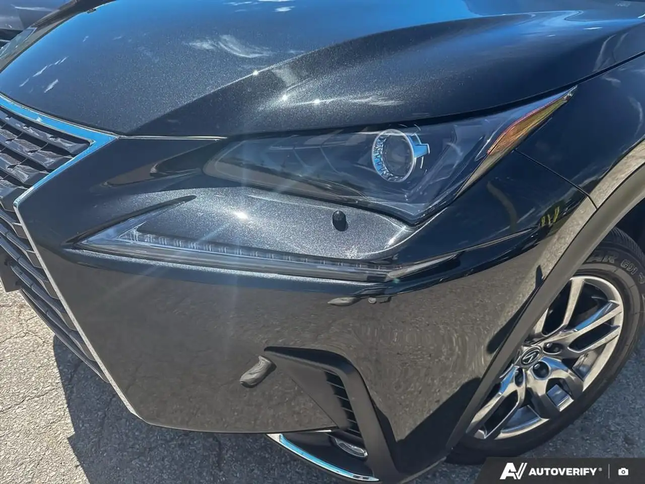 Lexus NX снимка Lexus NX