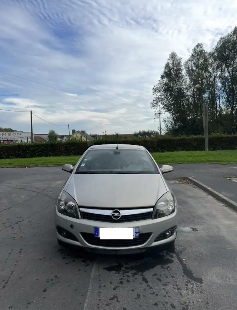 Opel Astra Twintop 1.9 CDTI - 150 FAP 111 - 2
