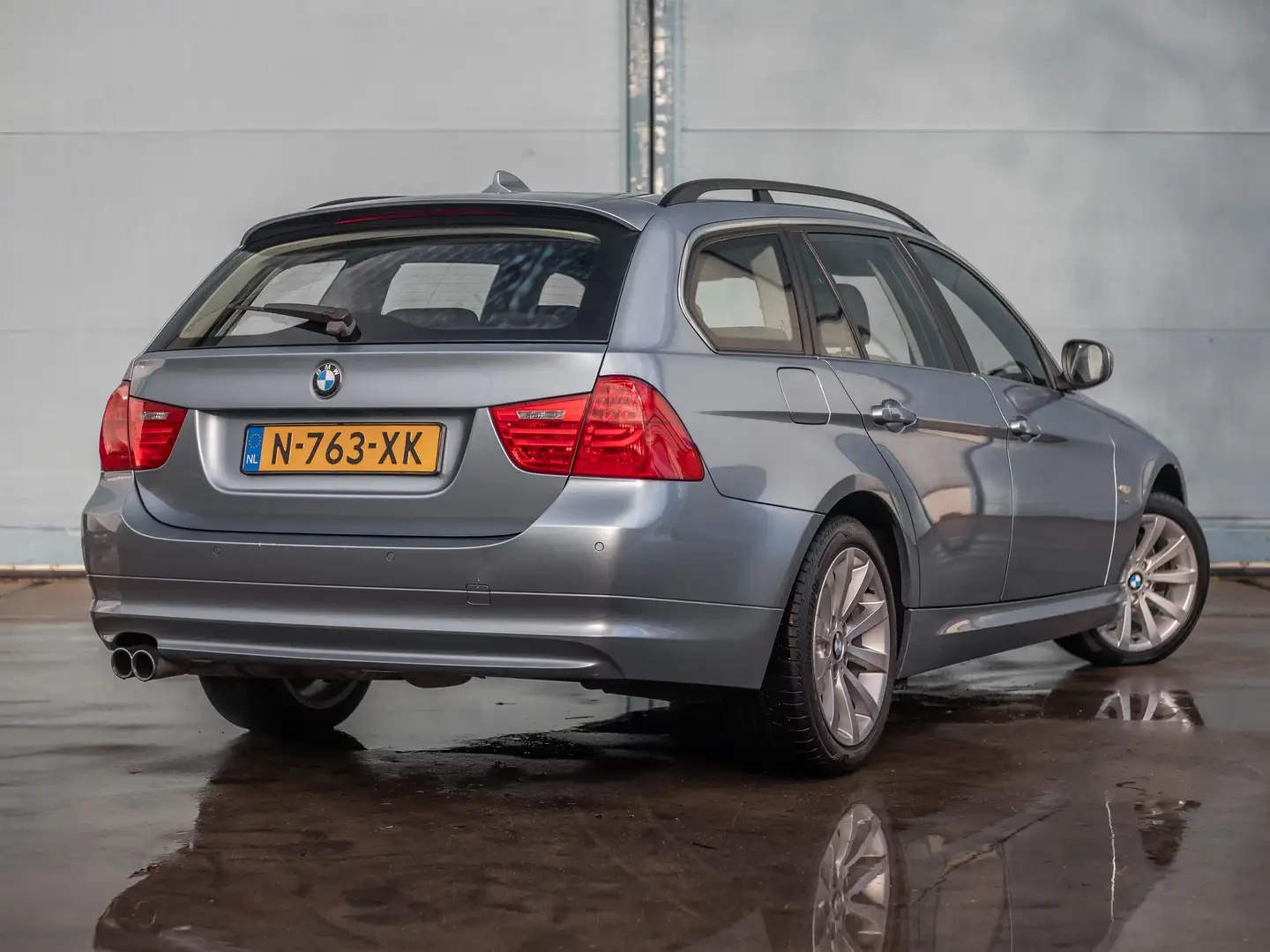 BMW 325 325xi Touring LCI | Aut | Rijklaar | Zeer netjes Blauw - 2