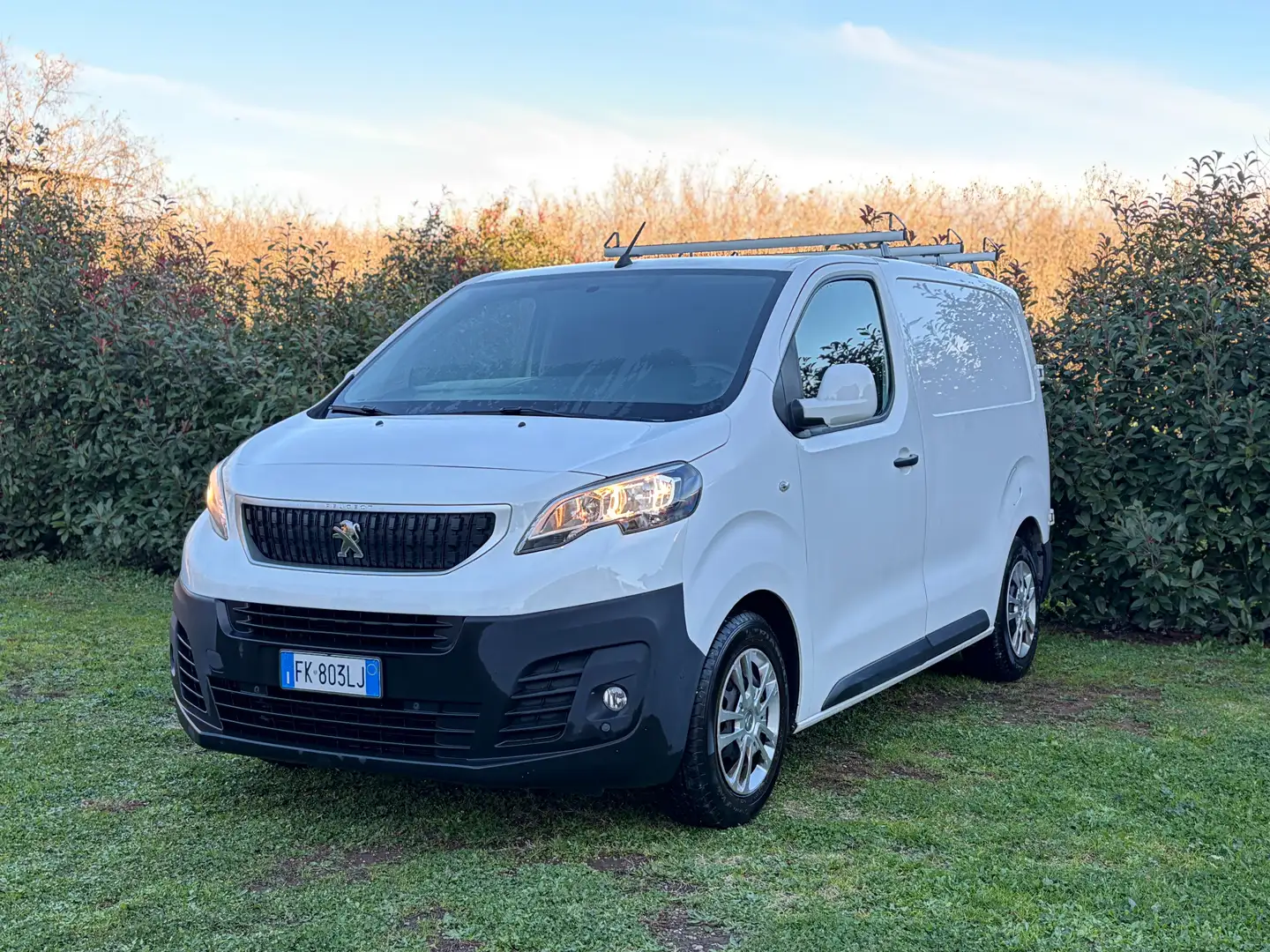 Peugeot Expert Peugeot Expert 1.5 120cv 2017 Premium + IVA Bianco - 2