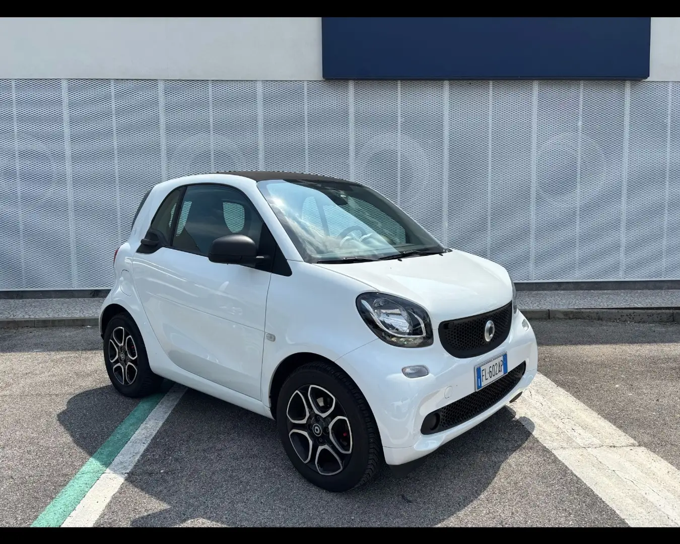smart forTwo 1.0 BLACK PASSION Bianco - 2