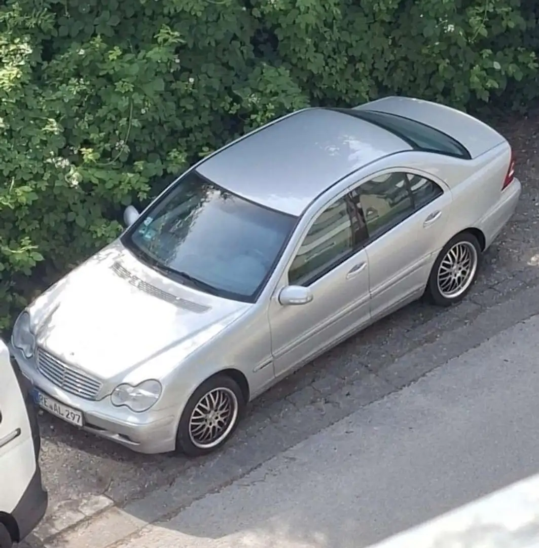Mercedes-Benz C 240 Avantgarde - 2