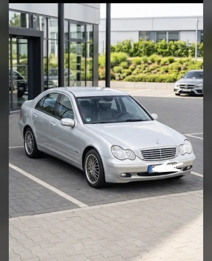 Mercedes-Benz C 240 Avantgarde - 1