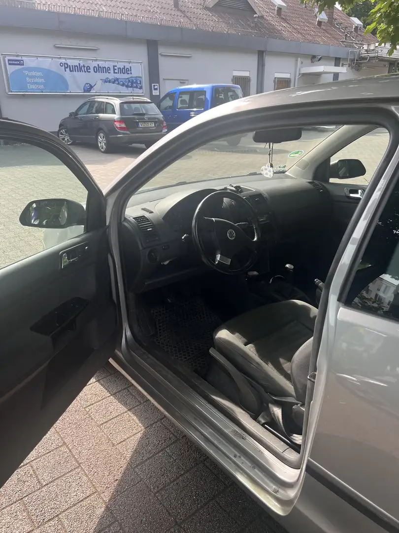 Volkswagen Polo CL - 2