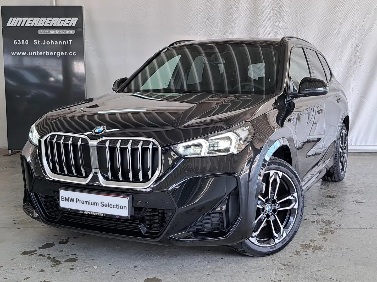 BMW X1 xDrive20d xDrive M Sport / Kommission Schwarz - 1