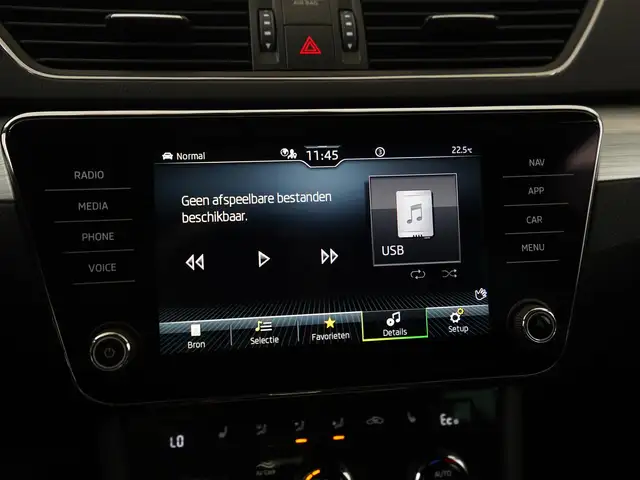 Skoda Superb view 17