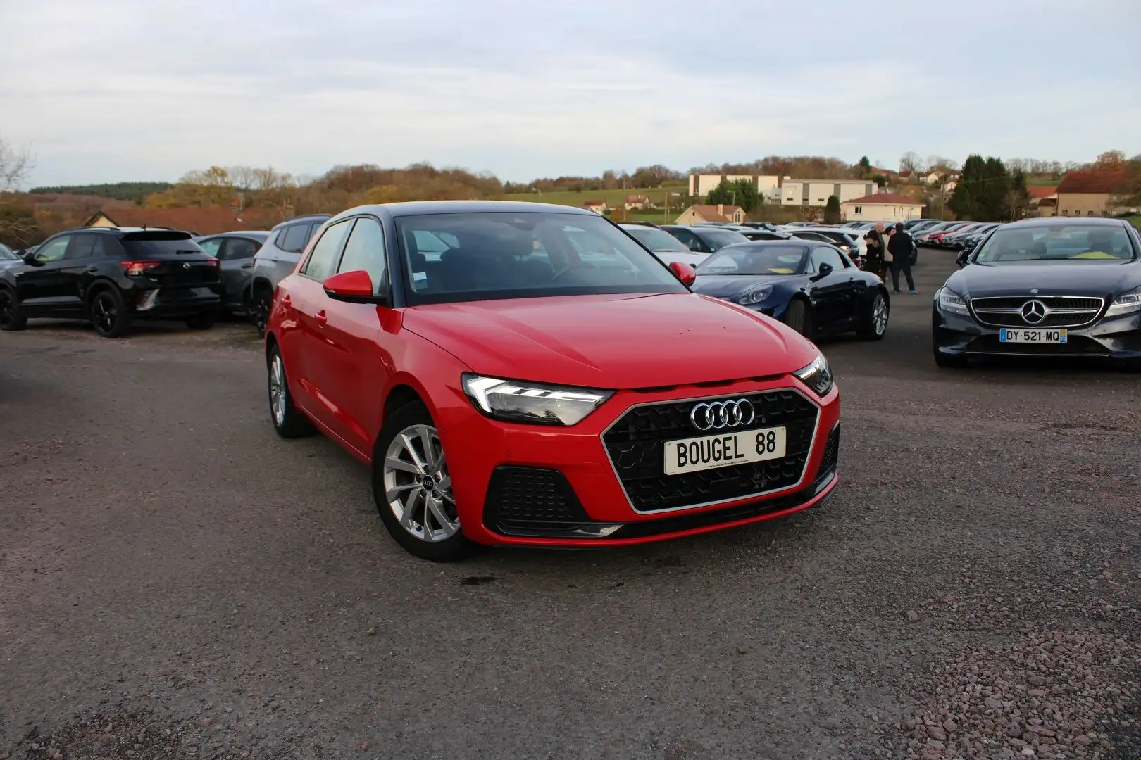 Audi A1 30 TFSI 110CH DESIGN LUXE S TRONIC 7 Rouge - 1