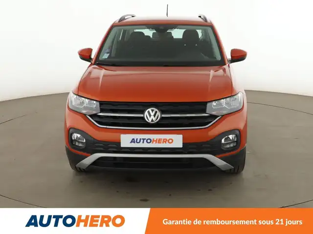 Volkswagen T-Cross view 9