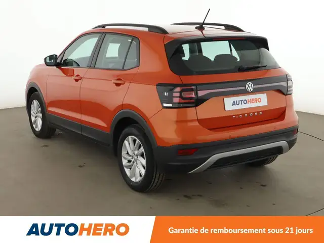 Volkswagen T-Cross view 4