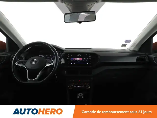 Volkswagen T-Cross view 12