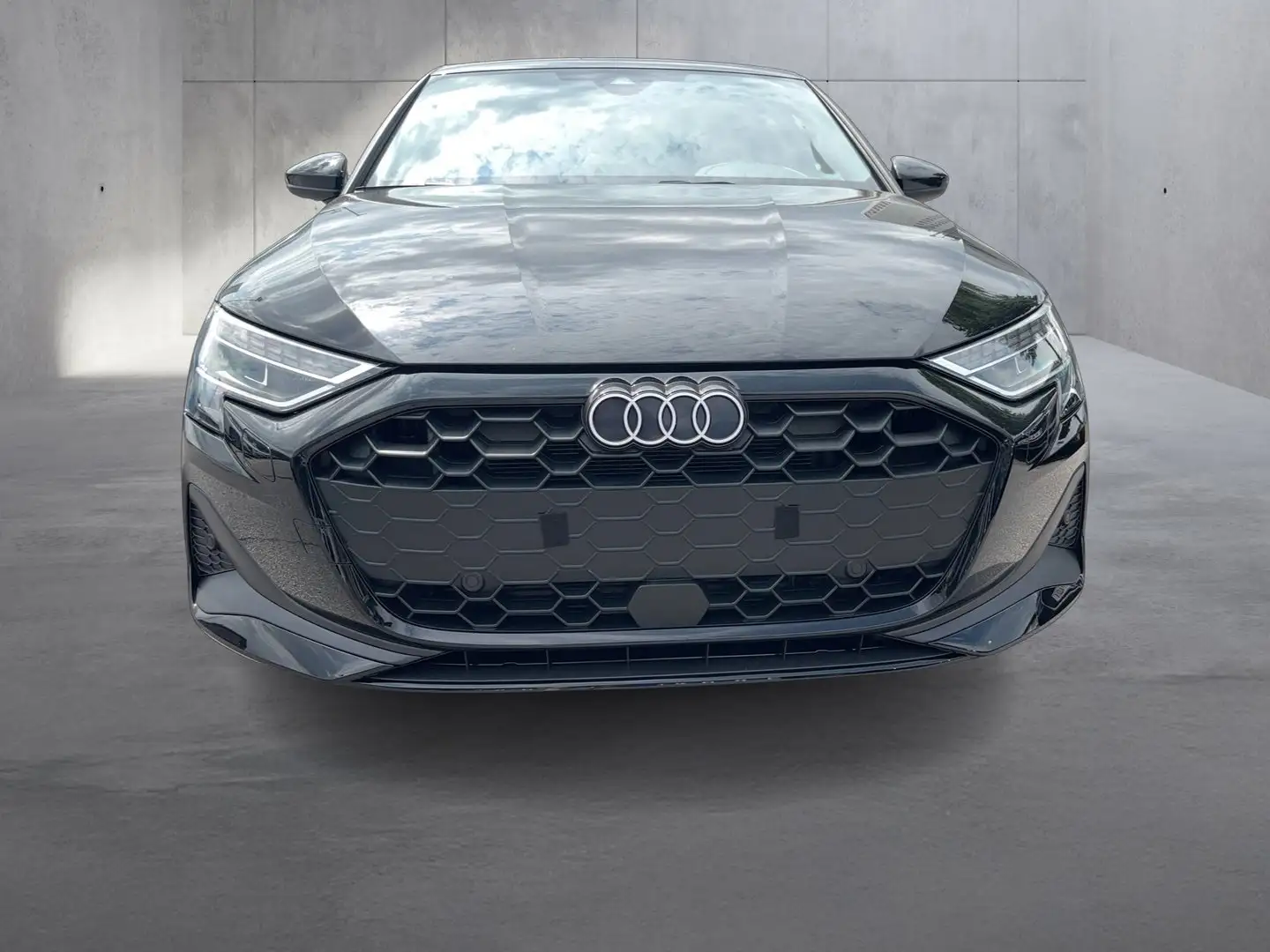 Audi A3 30 TFSI Schwarz - 2