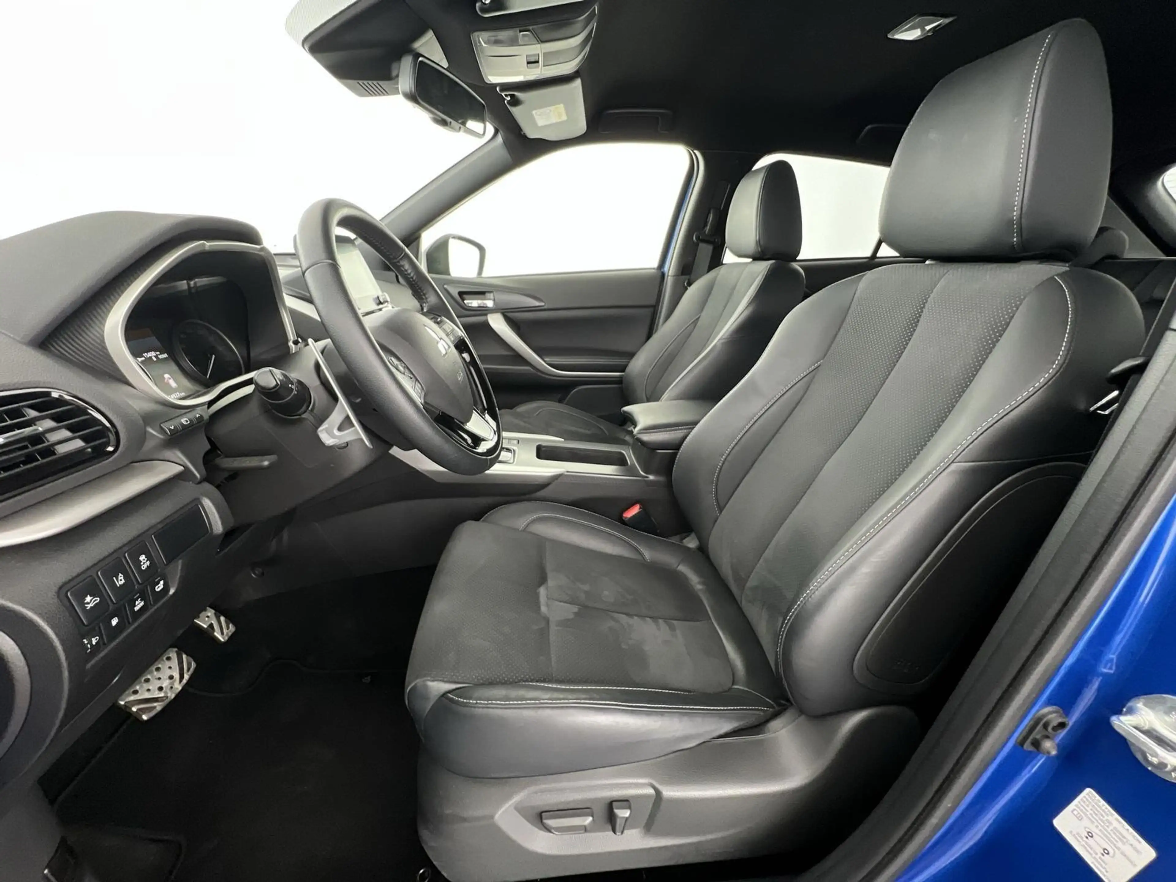 Mitsubishi Eclipse Cross Plus Hybrid 2.5*NAVI*360°K*SHZ*uvm — photo 7