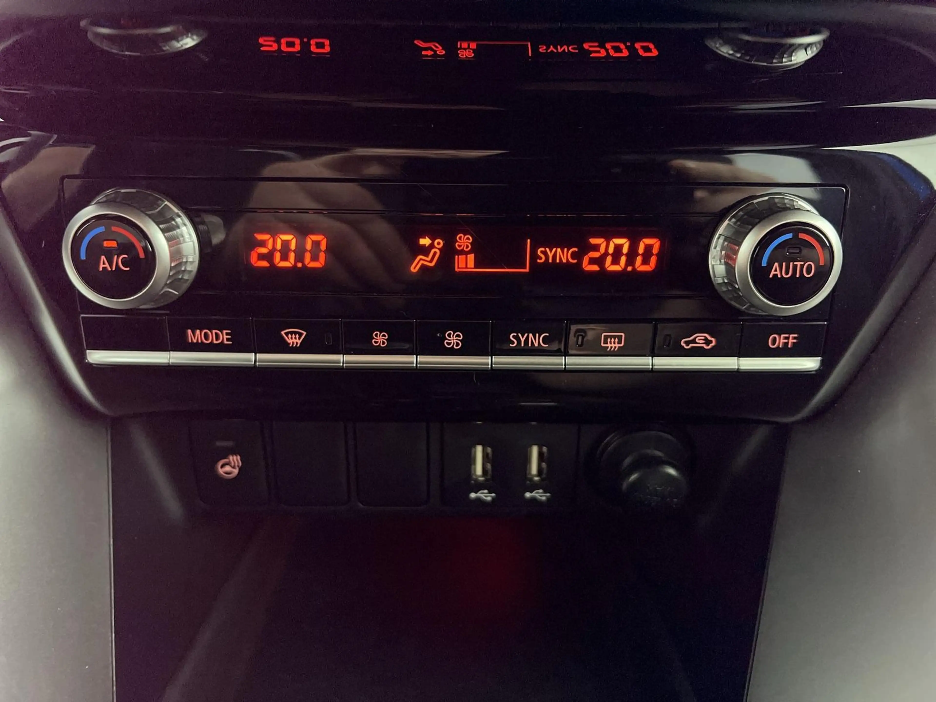 Mitsubishi Eclipse Cross Plus Hybrid 2.5*NAVI*360°K*SHZ*uvm — photo 12