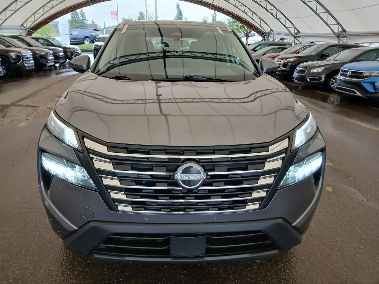 Nissan Rogue снимка Nissan Rogue