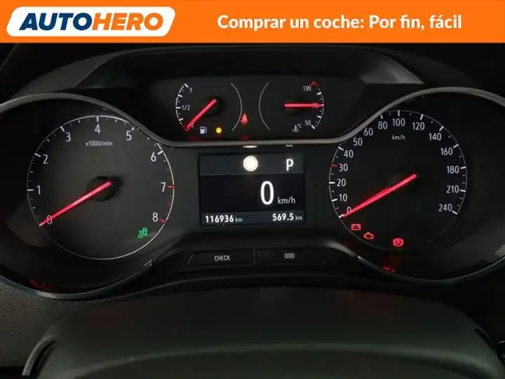 Opel Crossland 2020, foto 25