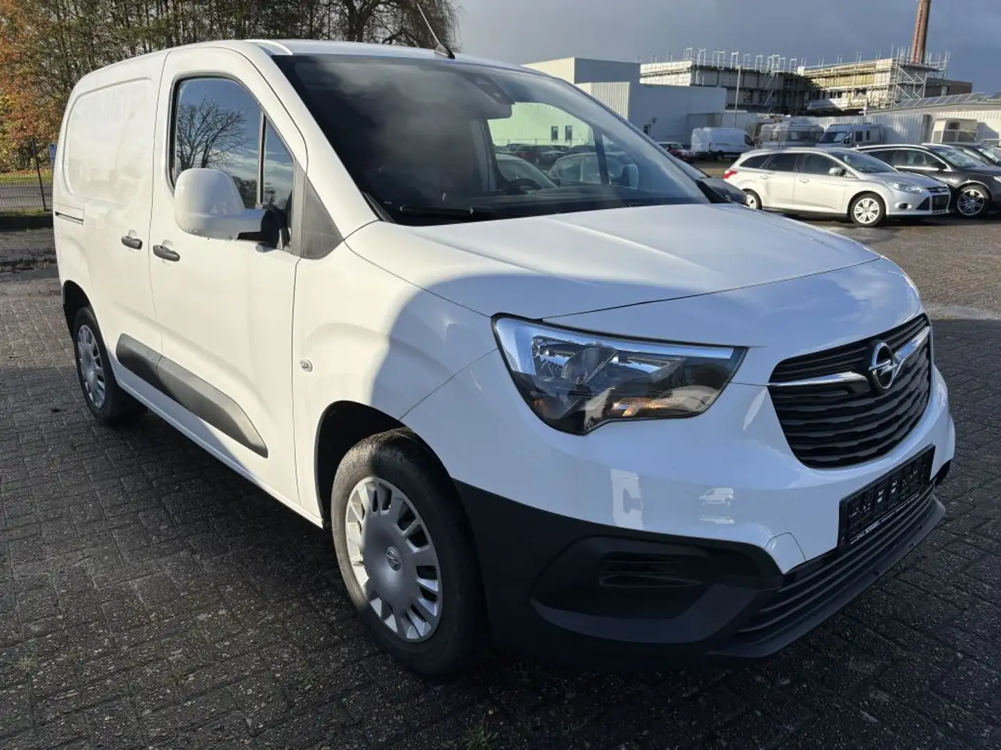 Opel Combo Cargo 1.5 D Edition Weiß - 1
