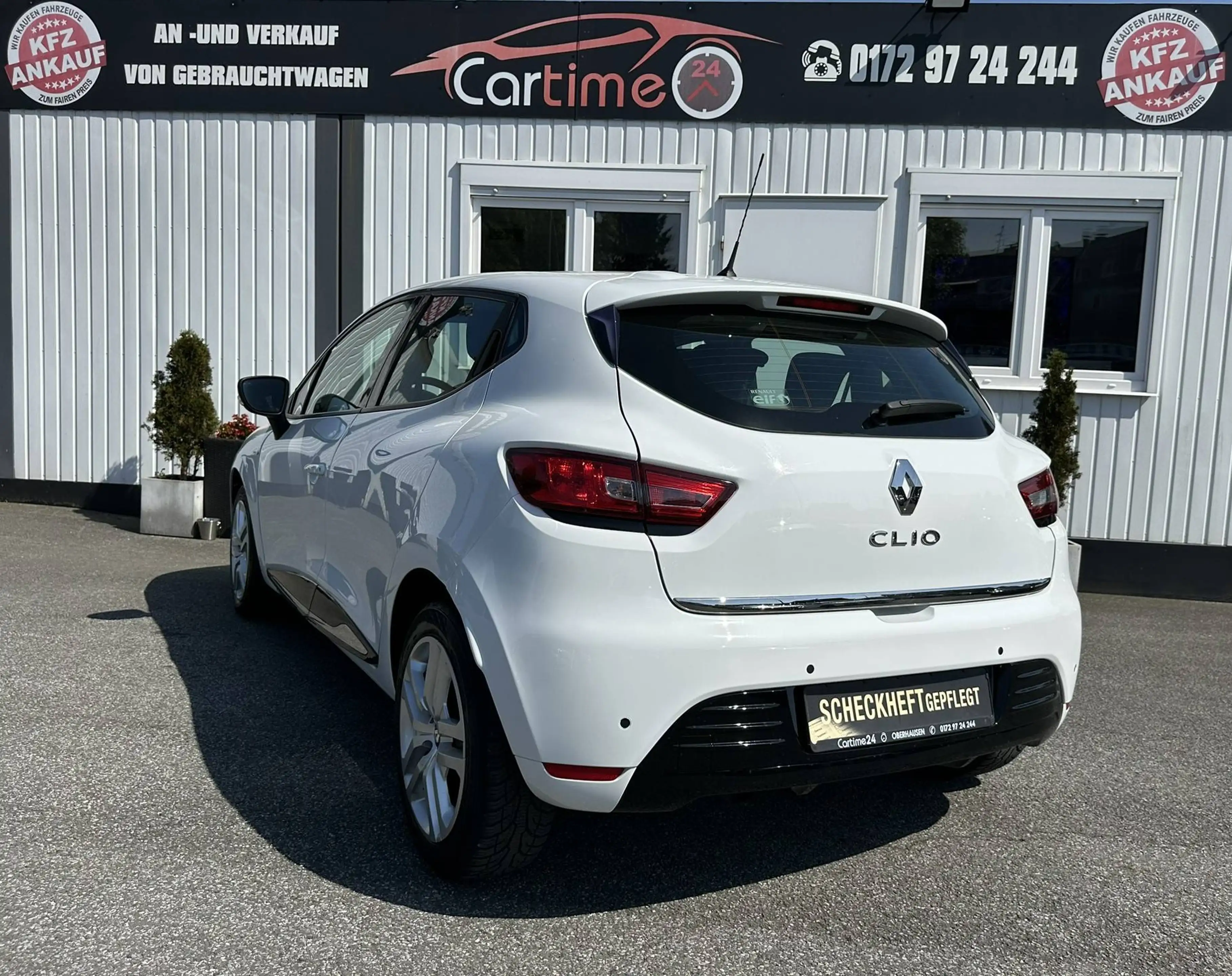 Renault Clio Limited Edition — photo 7