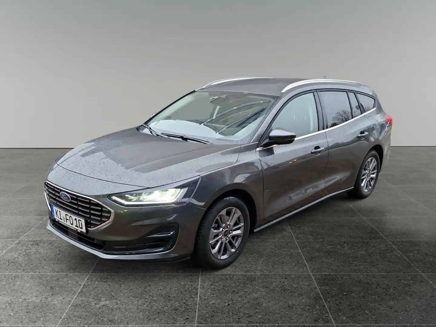 Ford Focus 1.0 EcoBoost Mild-Hybrid Titanium S/S (EUR Grau - 1