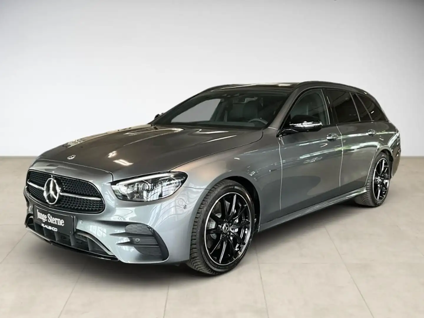 Mercedes-Benz E 220 d AMG T NIGHT EDITION Pano Night LM ACC Gris - 1