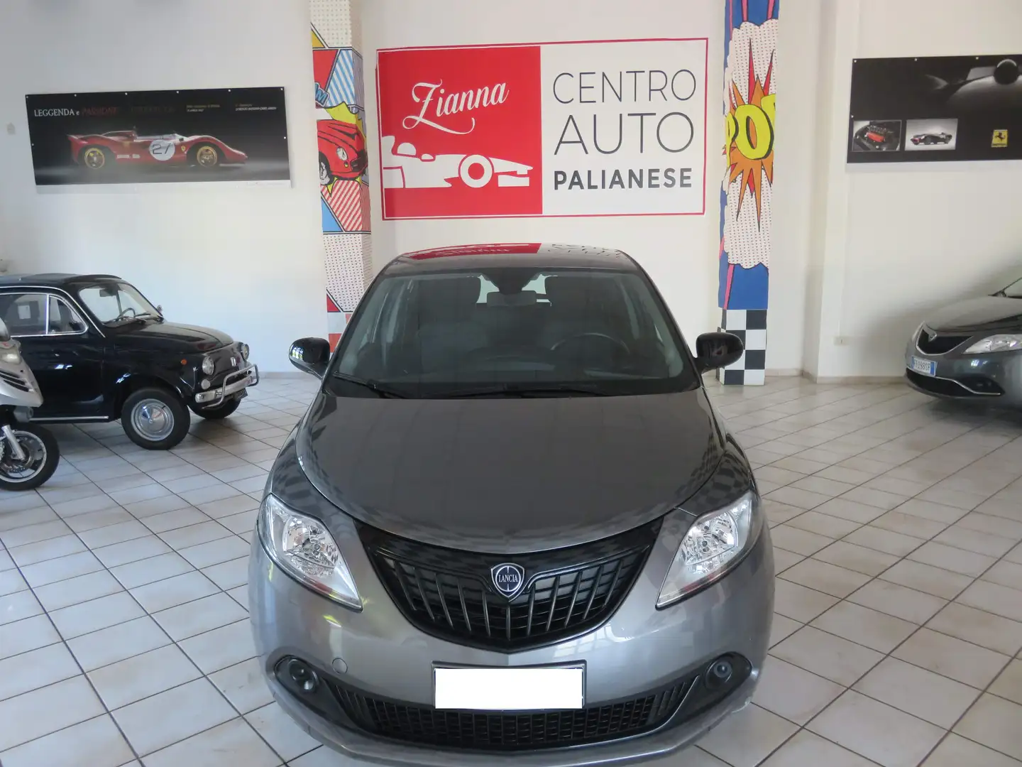 Lancia Ypsilon Ypsilon 1.0 firefly hybrid Silver Plus s * Grau - 1
