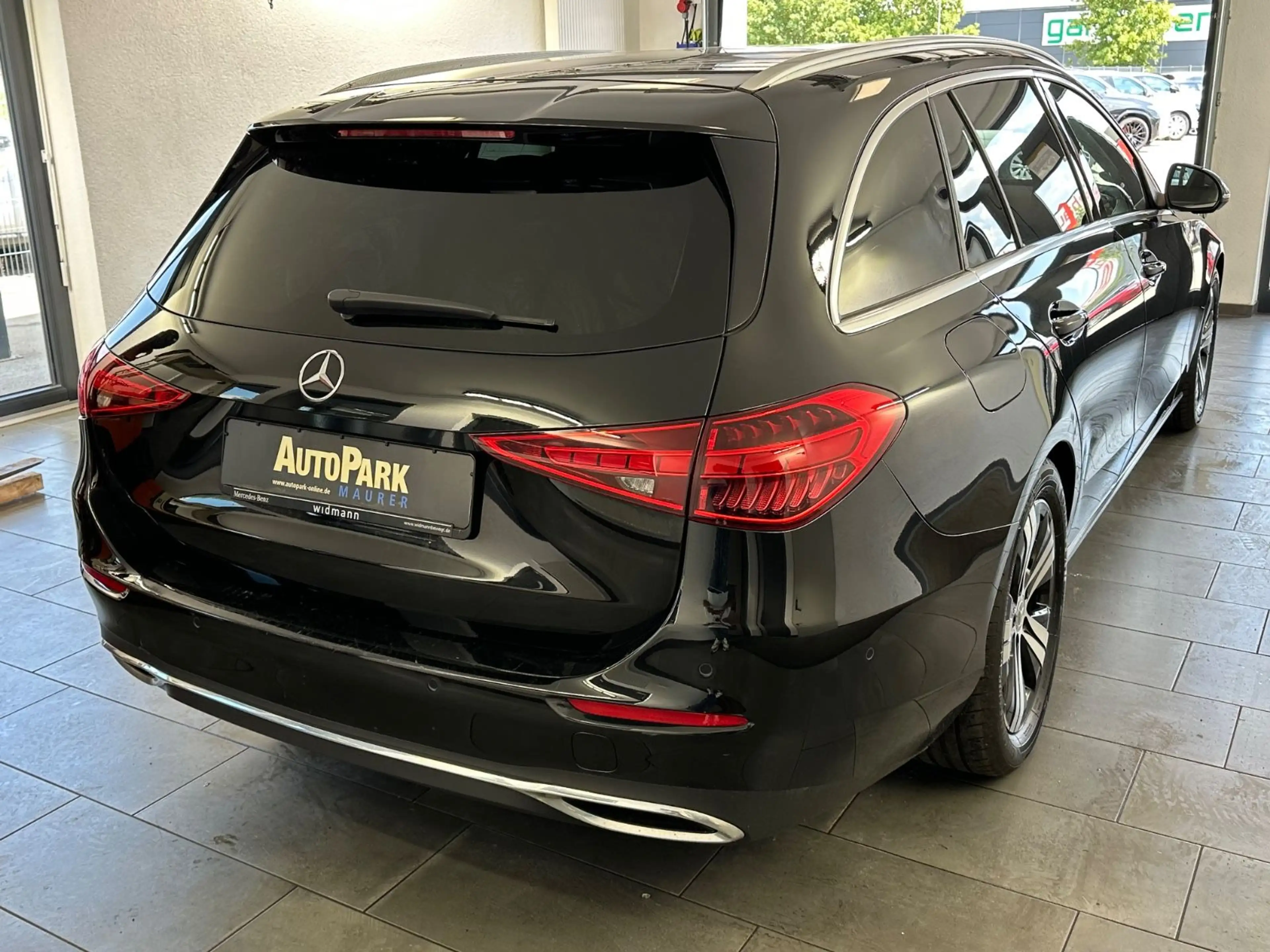 Mercedes-Benz C 220 d / — photo 12